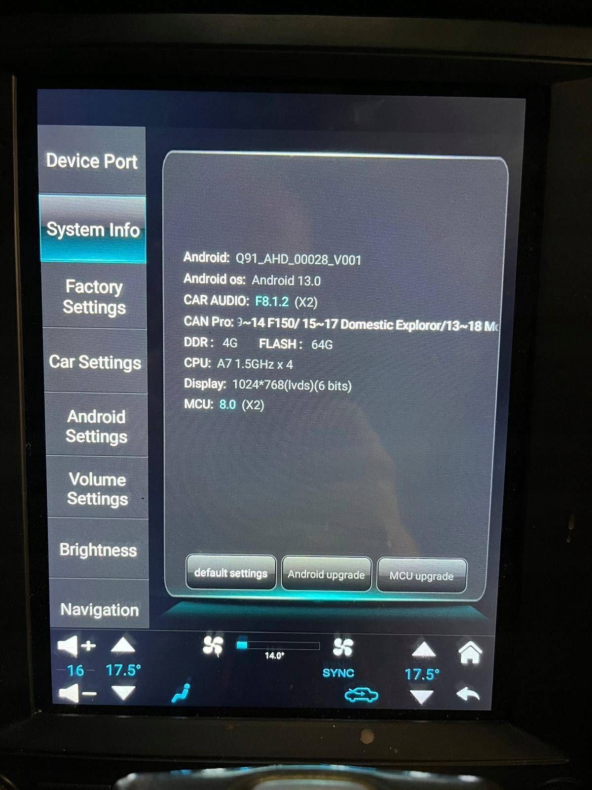 Radio ekran display panel tesla Ford Mustang 2010-2014