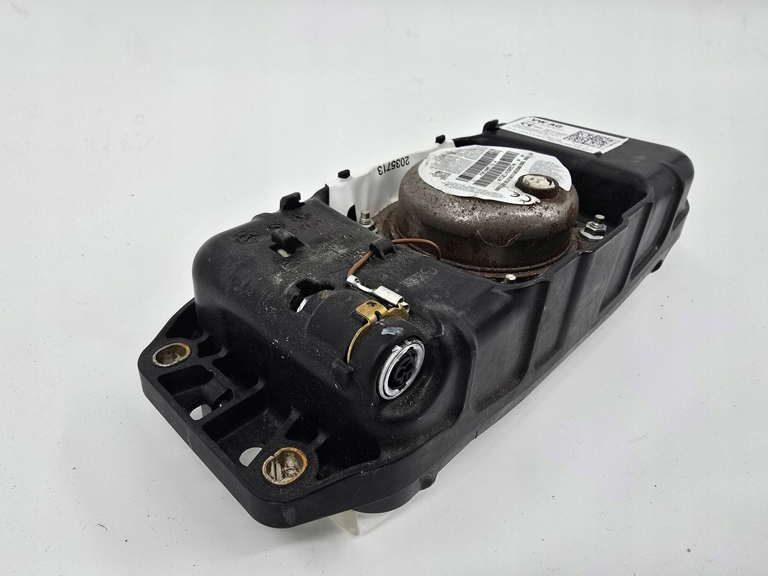 подушка безопасности пассажира lamborghini URUS 4M8880204F