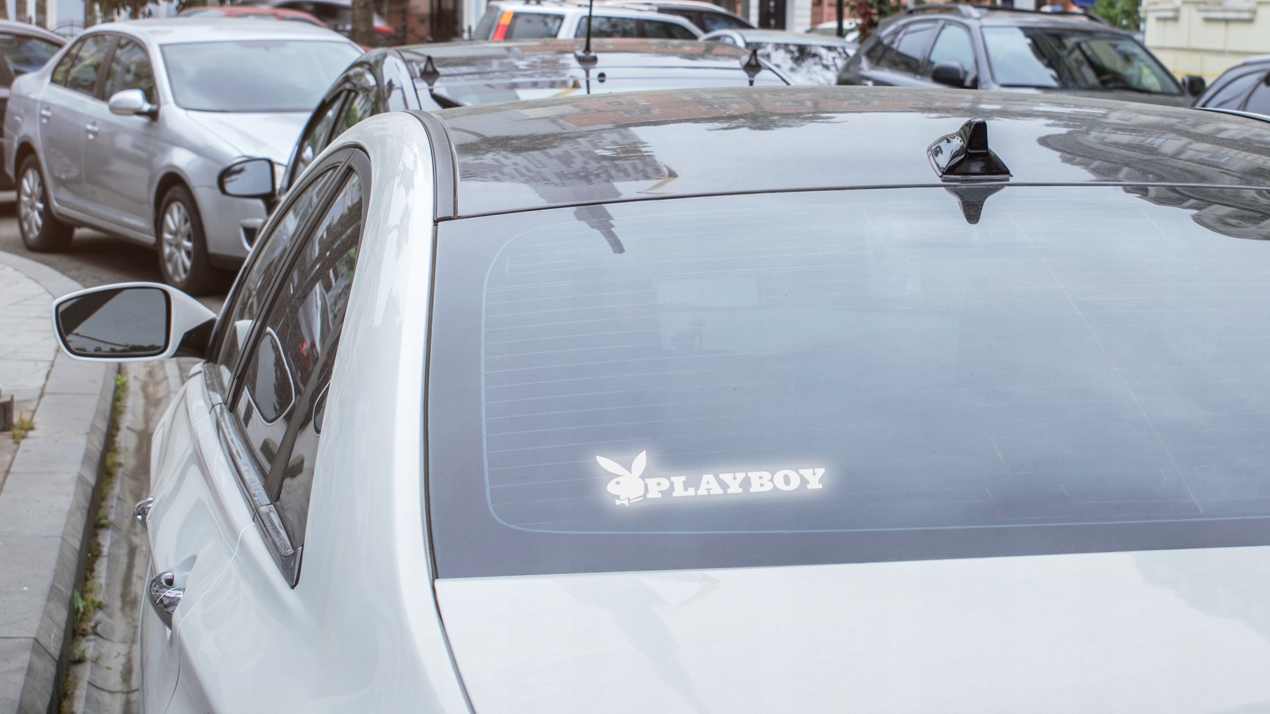 Naklejka PLAYBOY na samochód na auto - ODBLASKOWA| HOLOGRAM Producent Inny