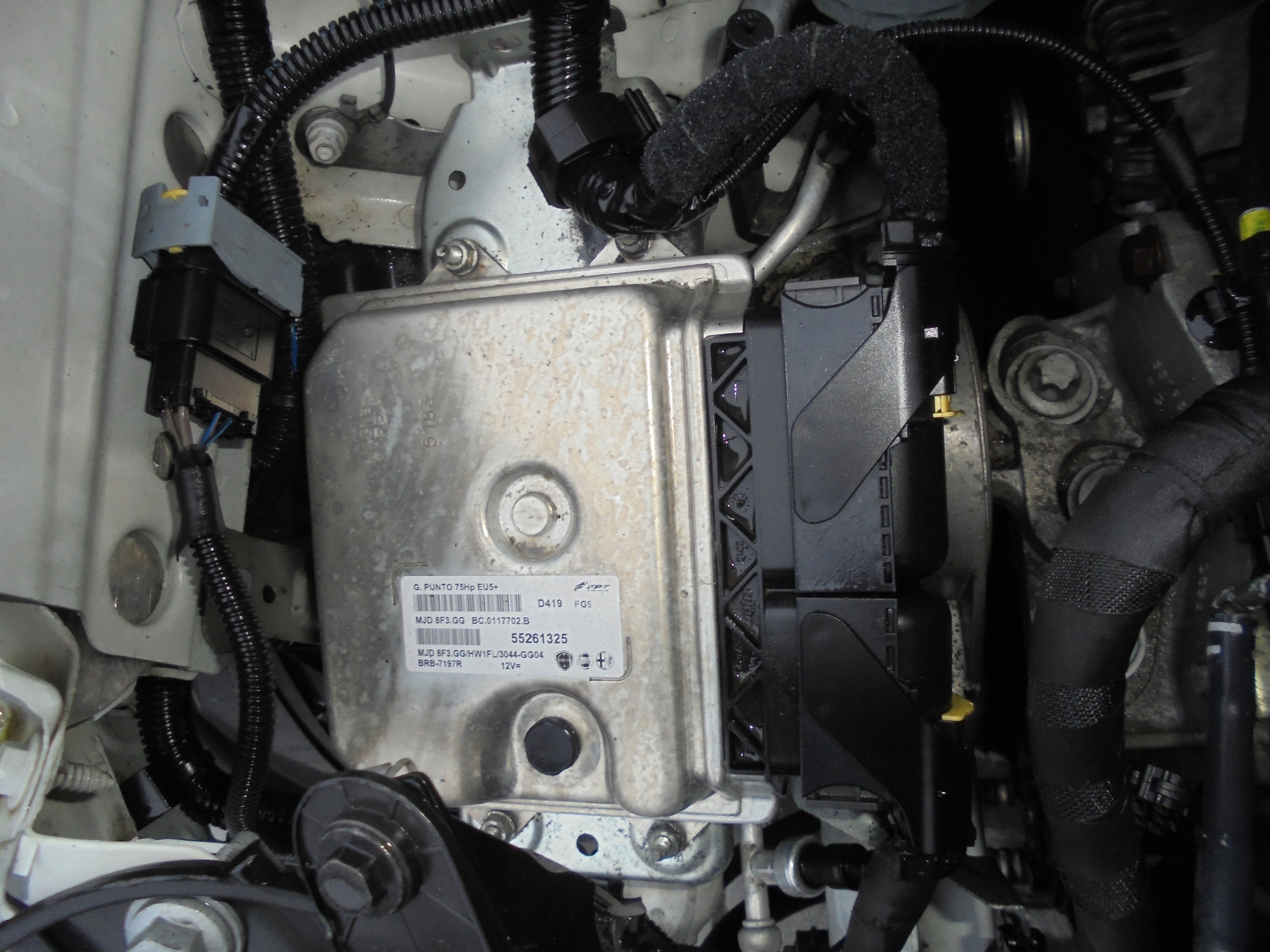 FIAT GRANDE PUNTO computer control unit 1.3 M-JET