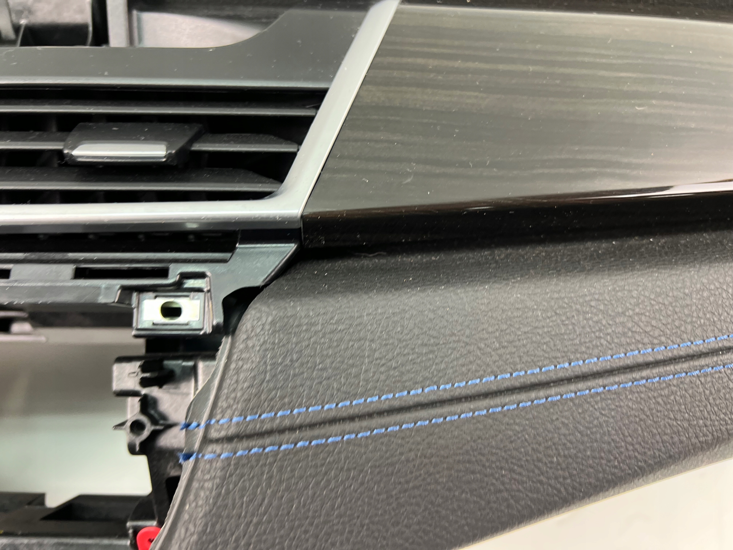 dashboard console BMW F46 GRAND TOURER HEAD UP