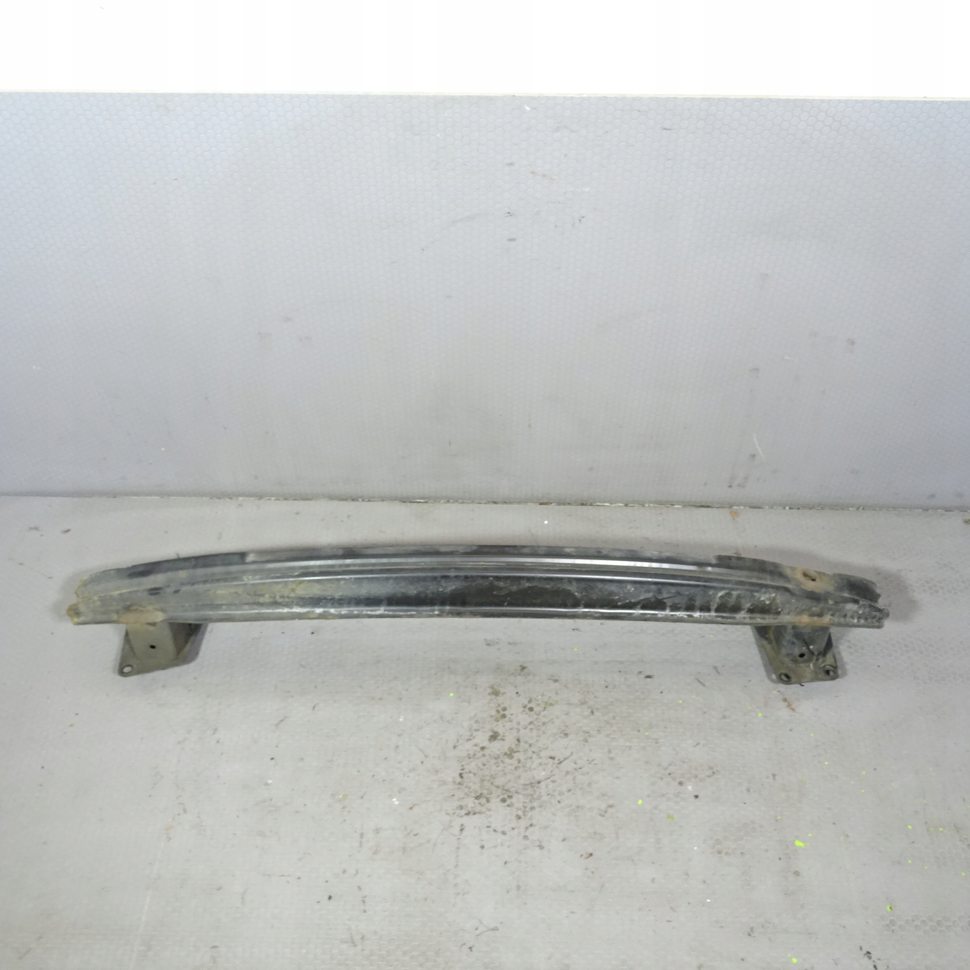 VW PASSAT B6 KOMBI TRAVERSA paraurti posteriore