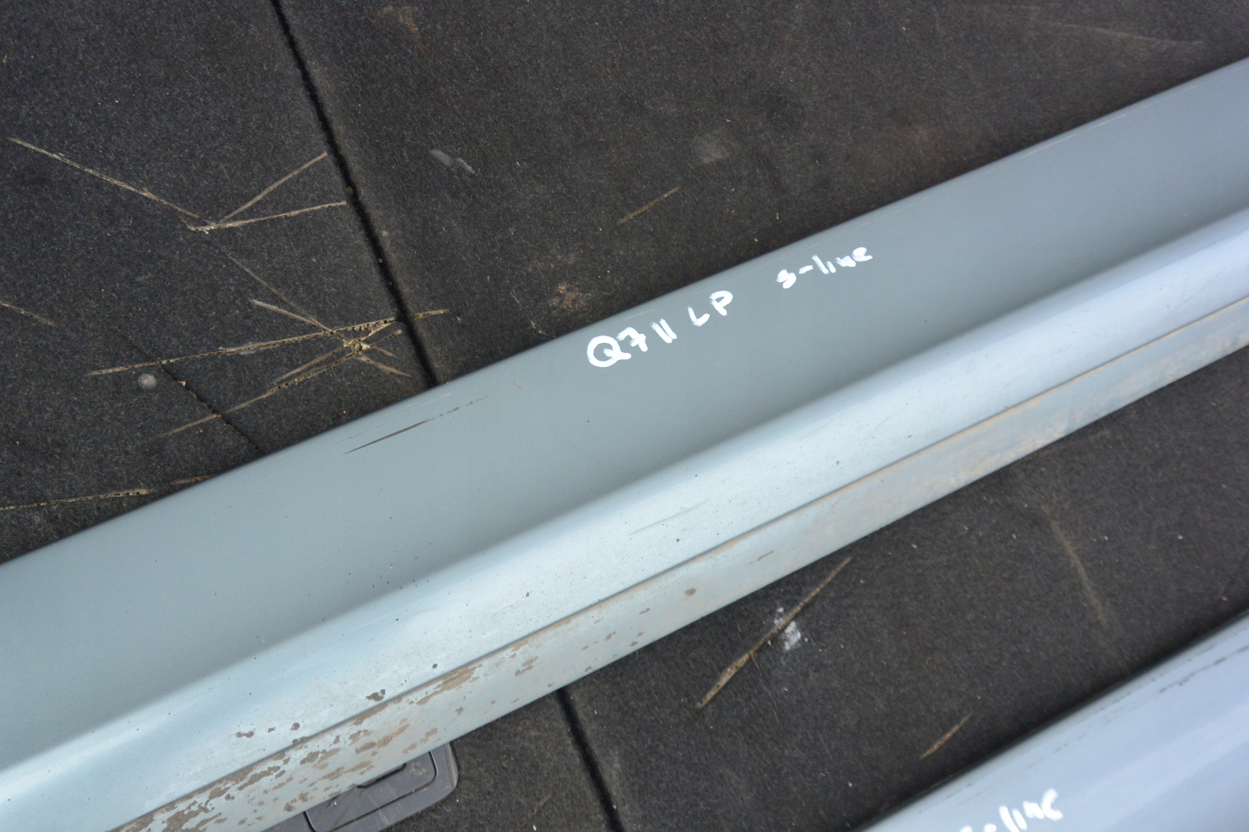 moulding door S-LINE left front rear part AUDI Q7 4L LY7E