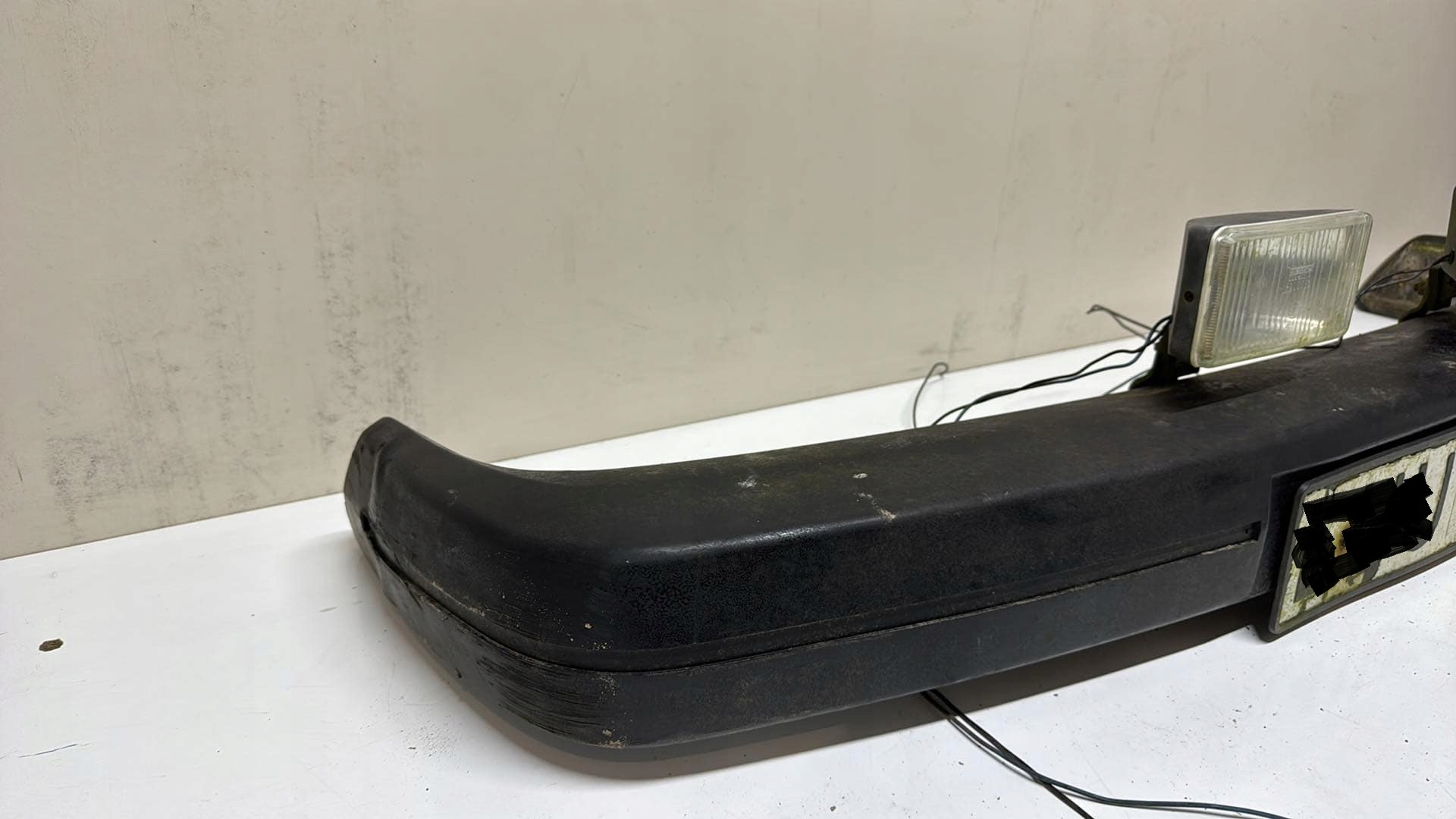 front bumper front sider SAAB 900 KROKODYL fog lights complete 81-86