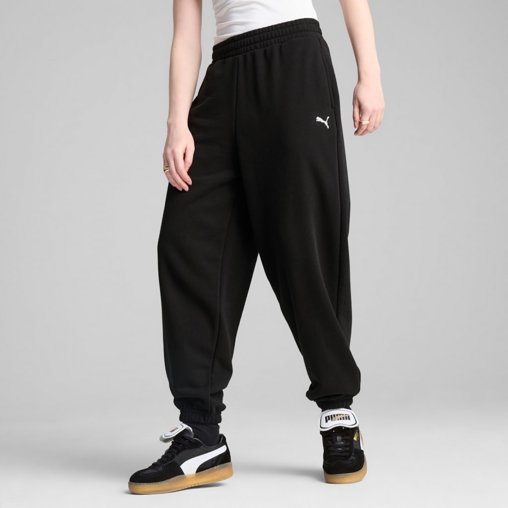 Dámské tepláky Puma Wardrobe Essential Relaxed Sweatpants Tr cl