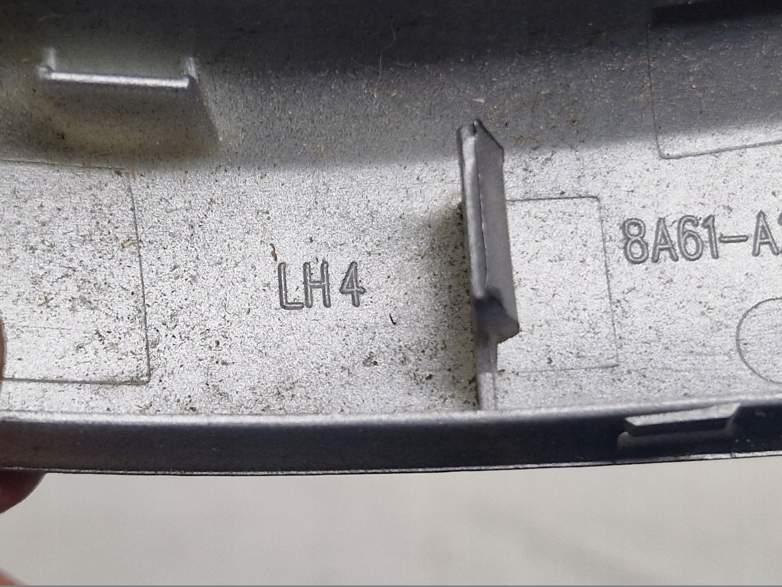FORD FIESTA MK7 handle DEKOR handle left front 8A61-A24185-BCW