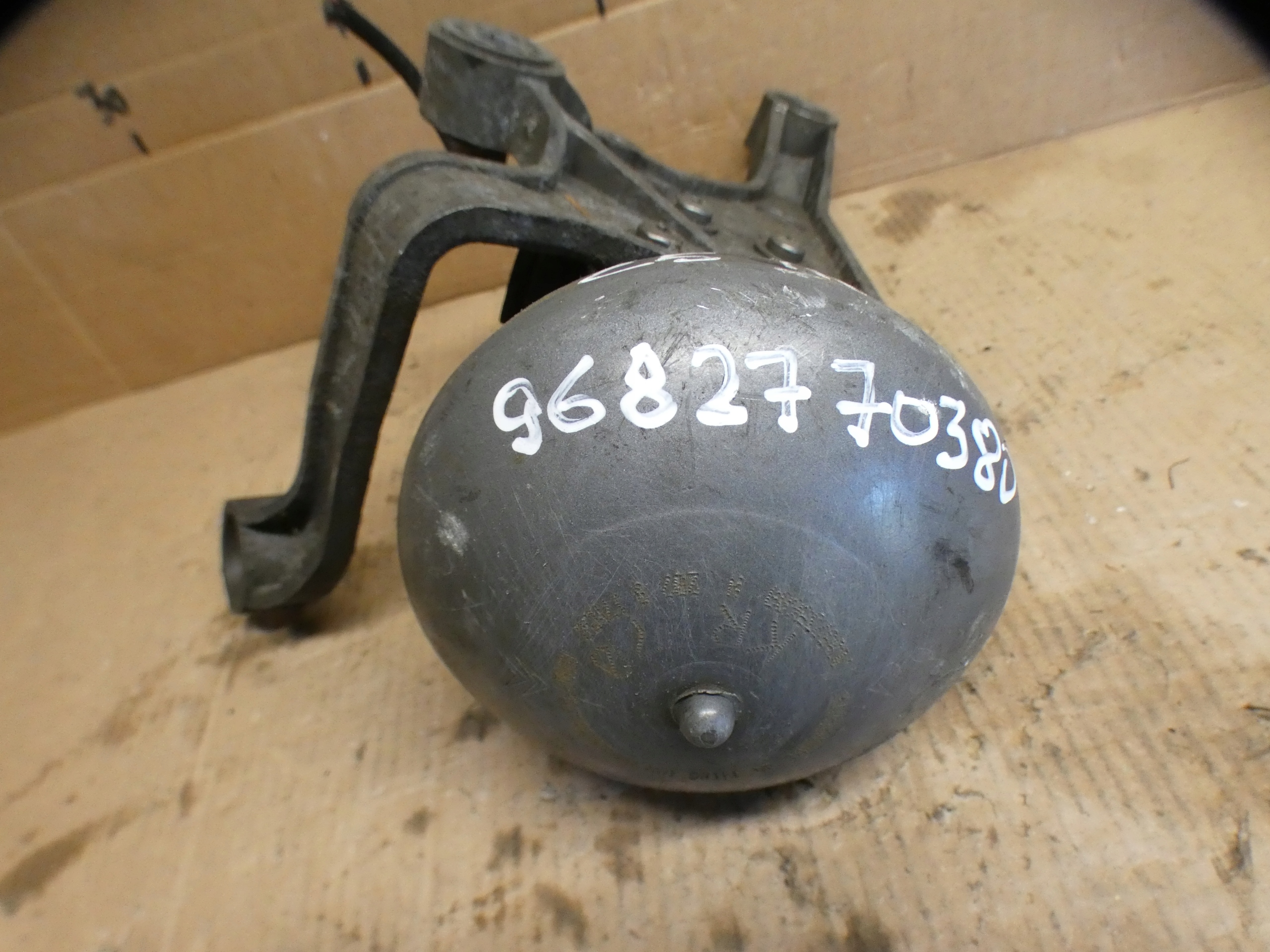 GRUSZKA springing HYDRO SFREA front 9682770380 CITROEN C5 II X7 2.0 HDI