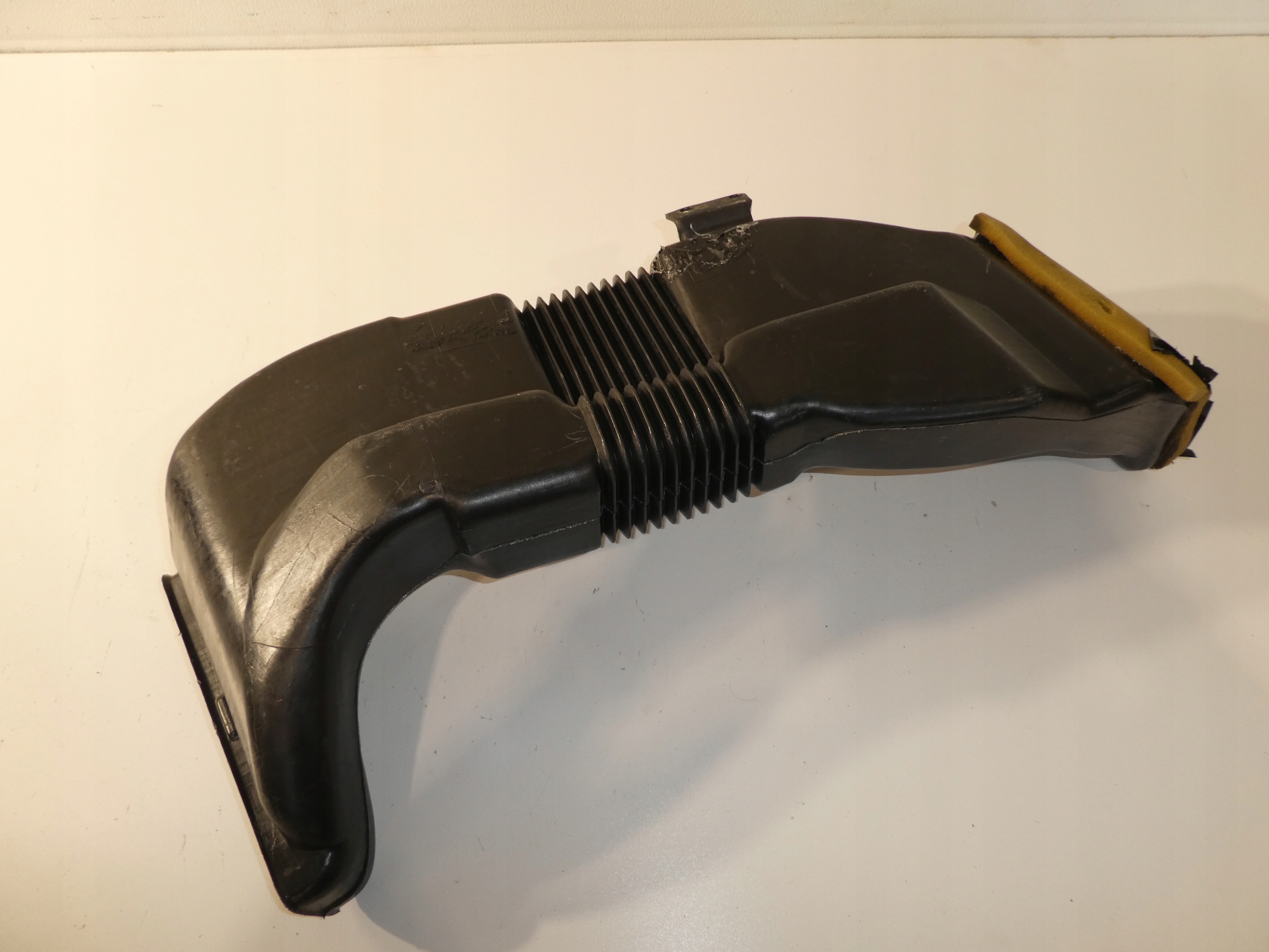 VW T4 intake air 703820157A