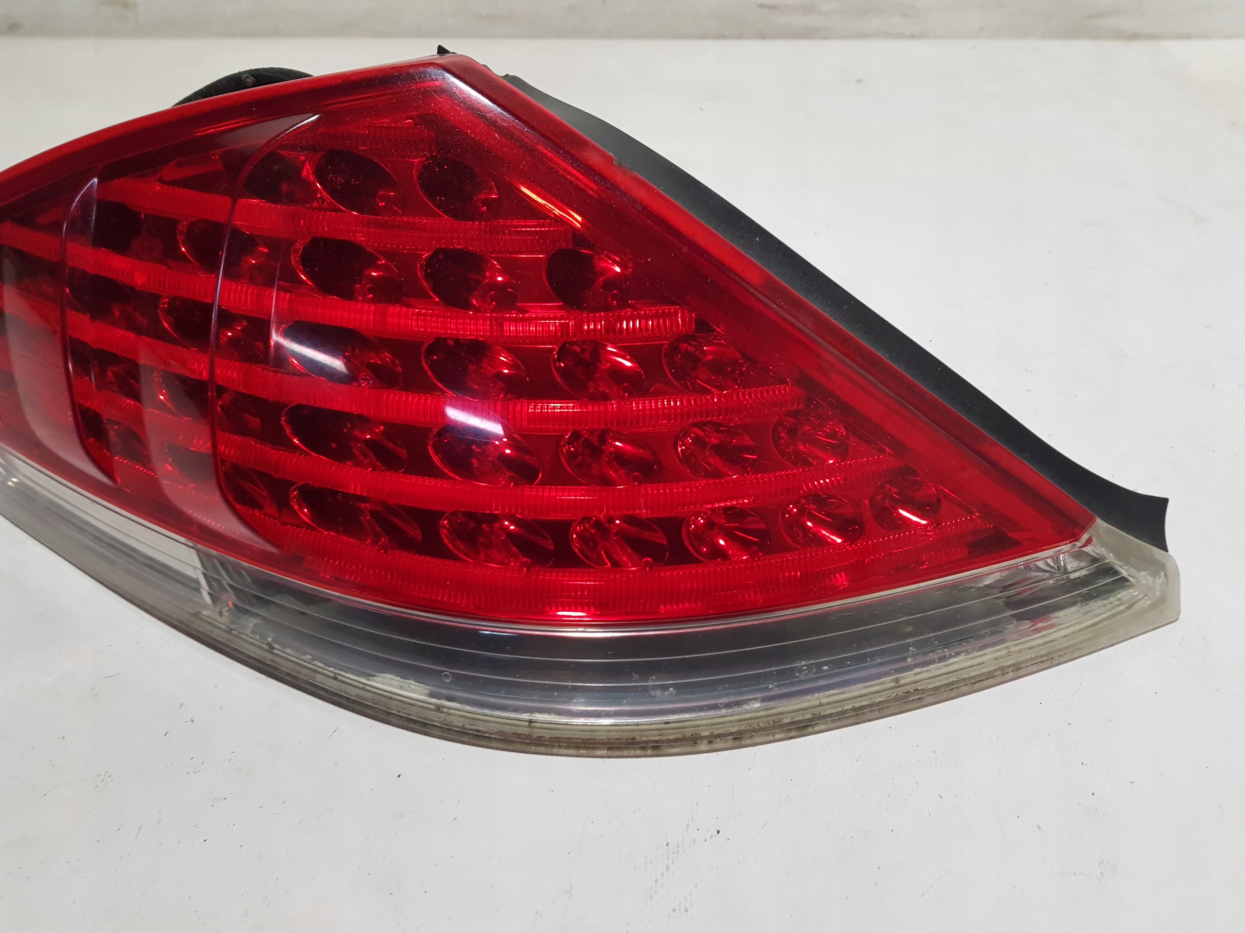 light left rear part right BMW 6 E63 E64 6911891