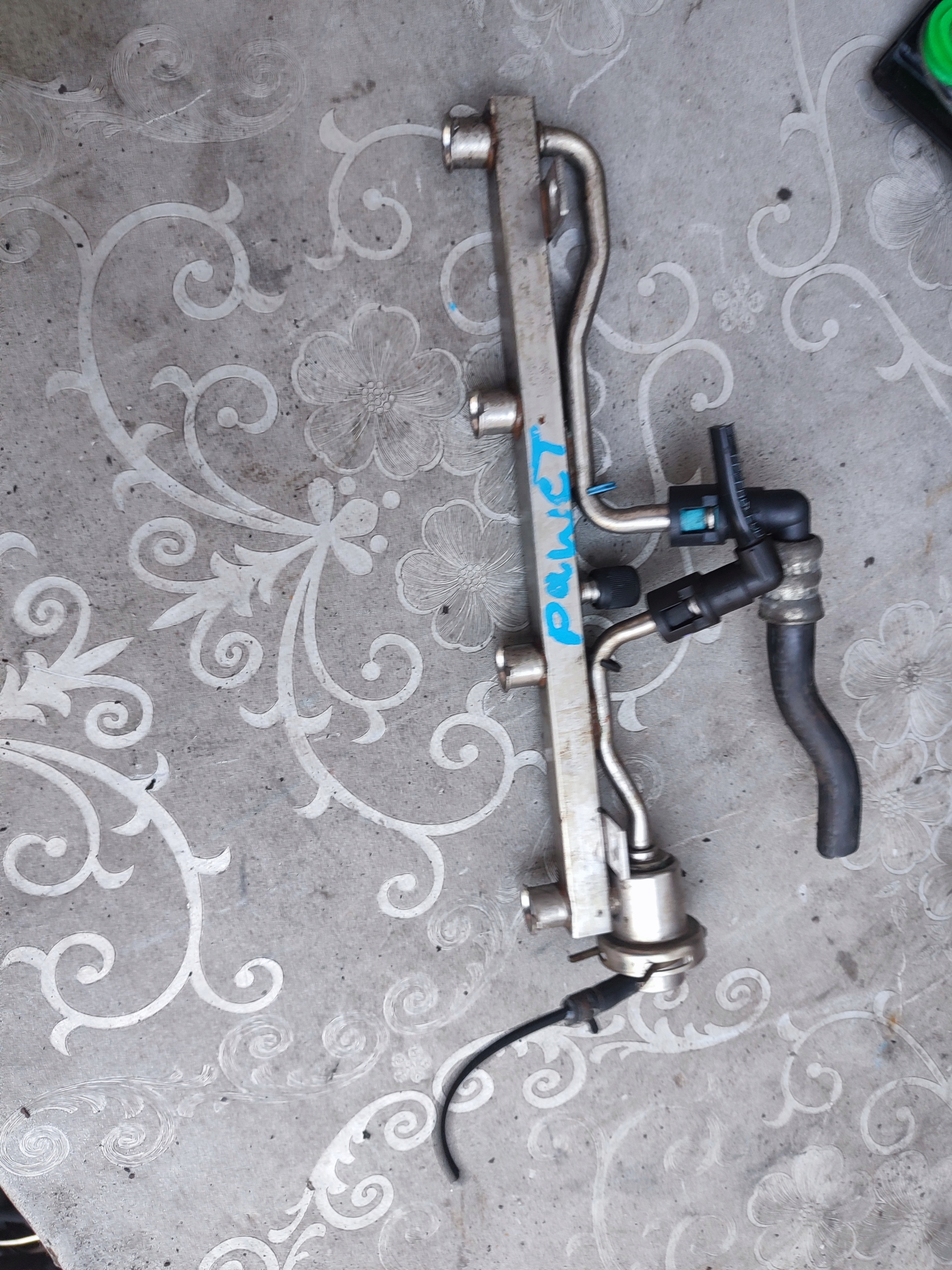 Rampe injection Carburant Opel 1.6 TURBO 0280151342