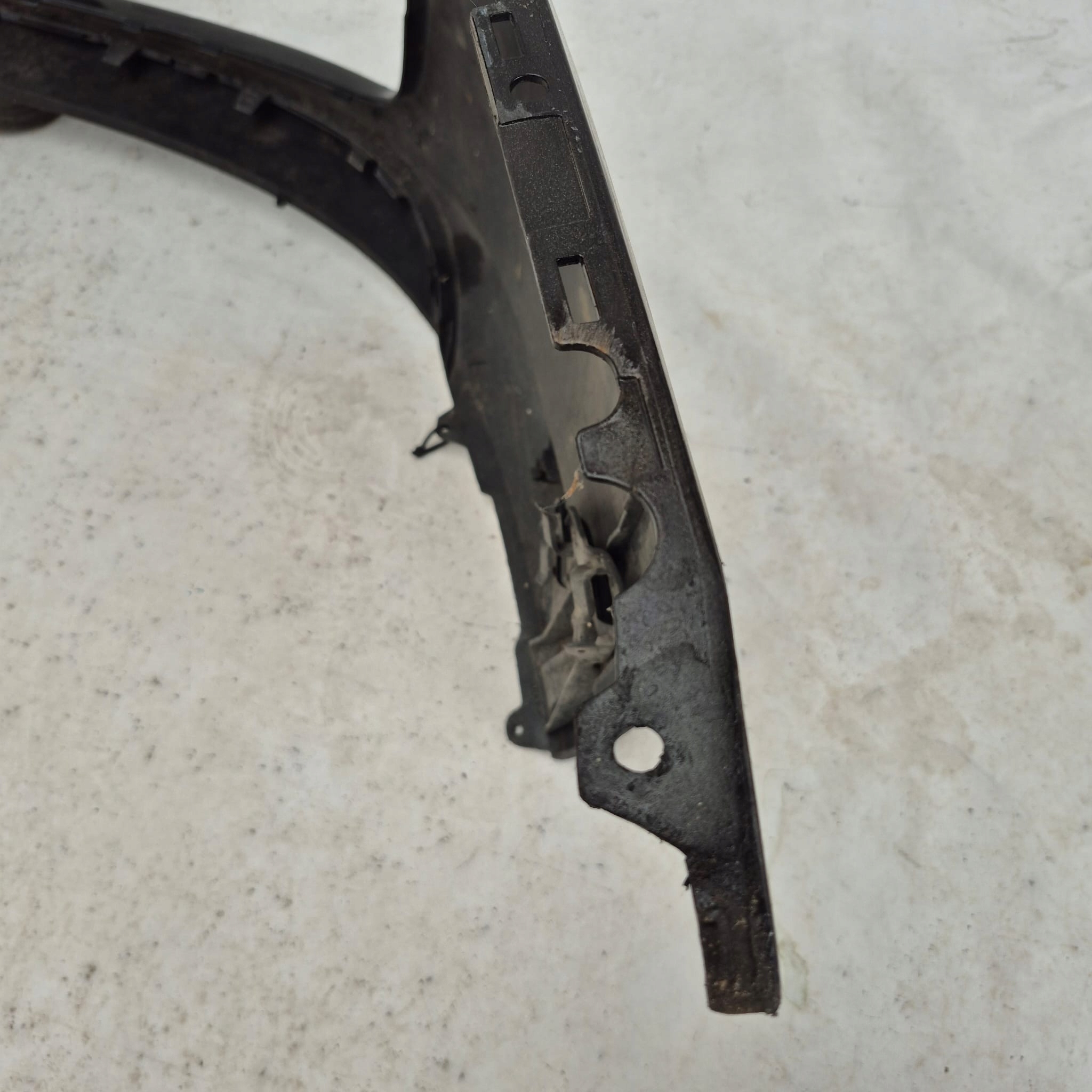 RENAULT LAGUNA III 3 07-13 bumper front front SPR