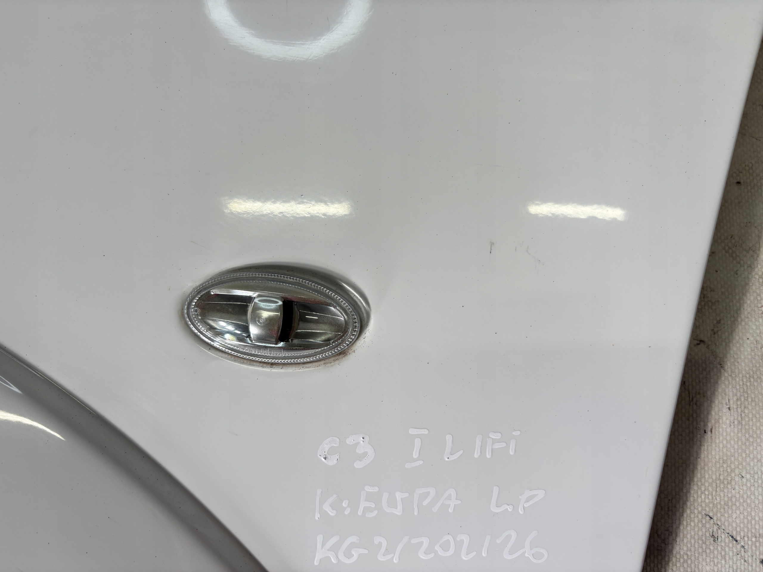 parafango sinistra Anteriore Citroen C3 e 1 lift k: EWPA