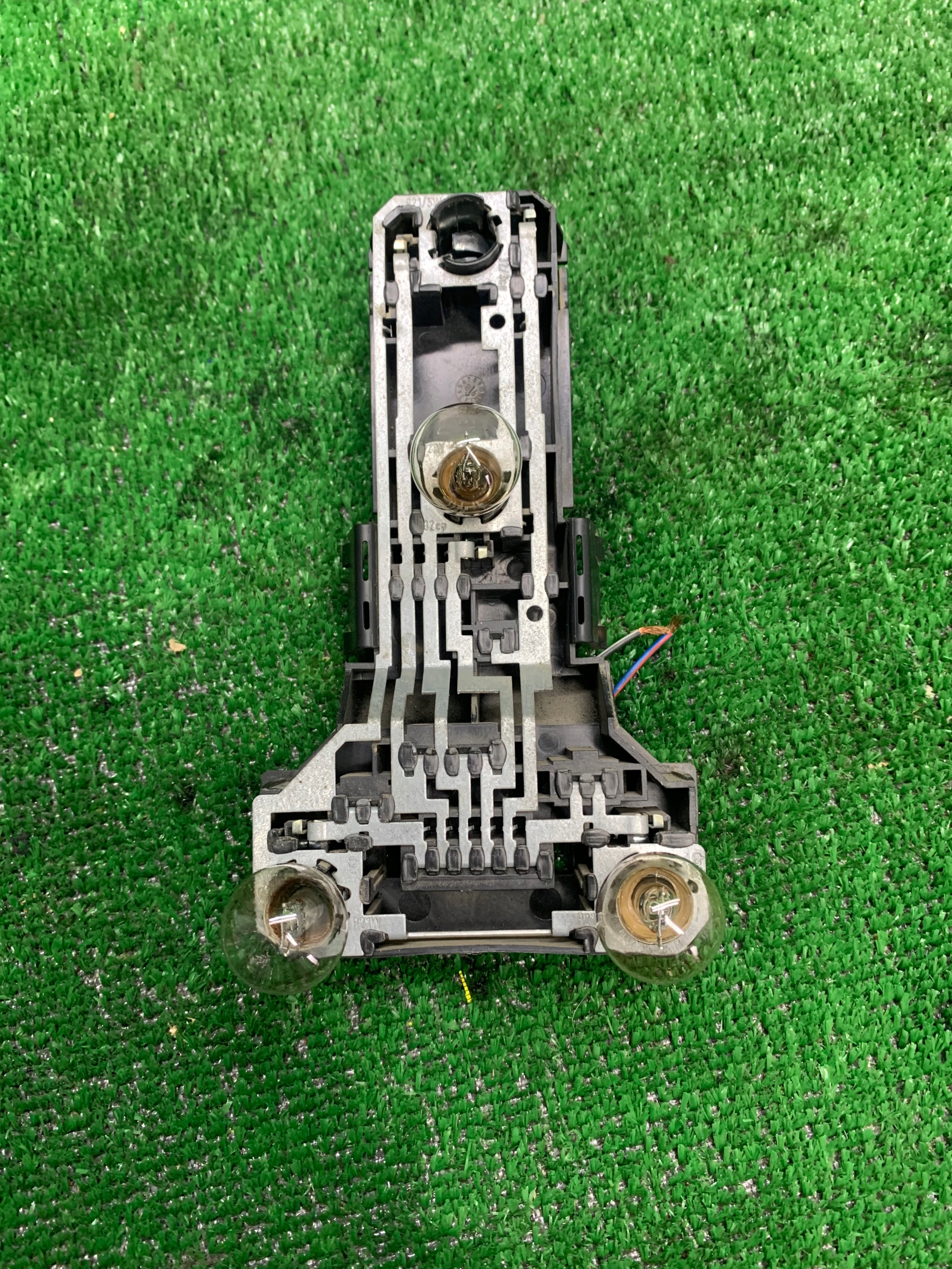 Wkład lampy prawy tył Passat B5 Kombi 3B9945257