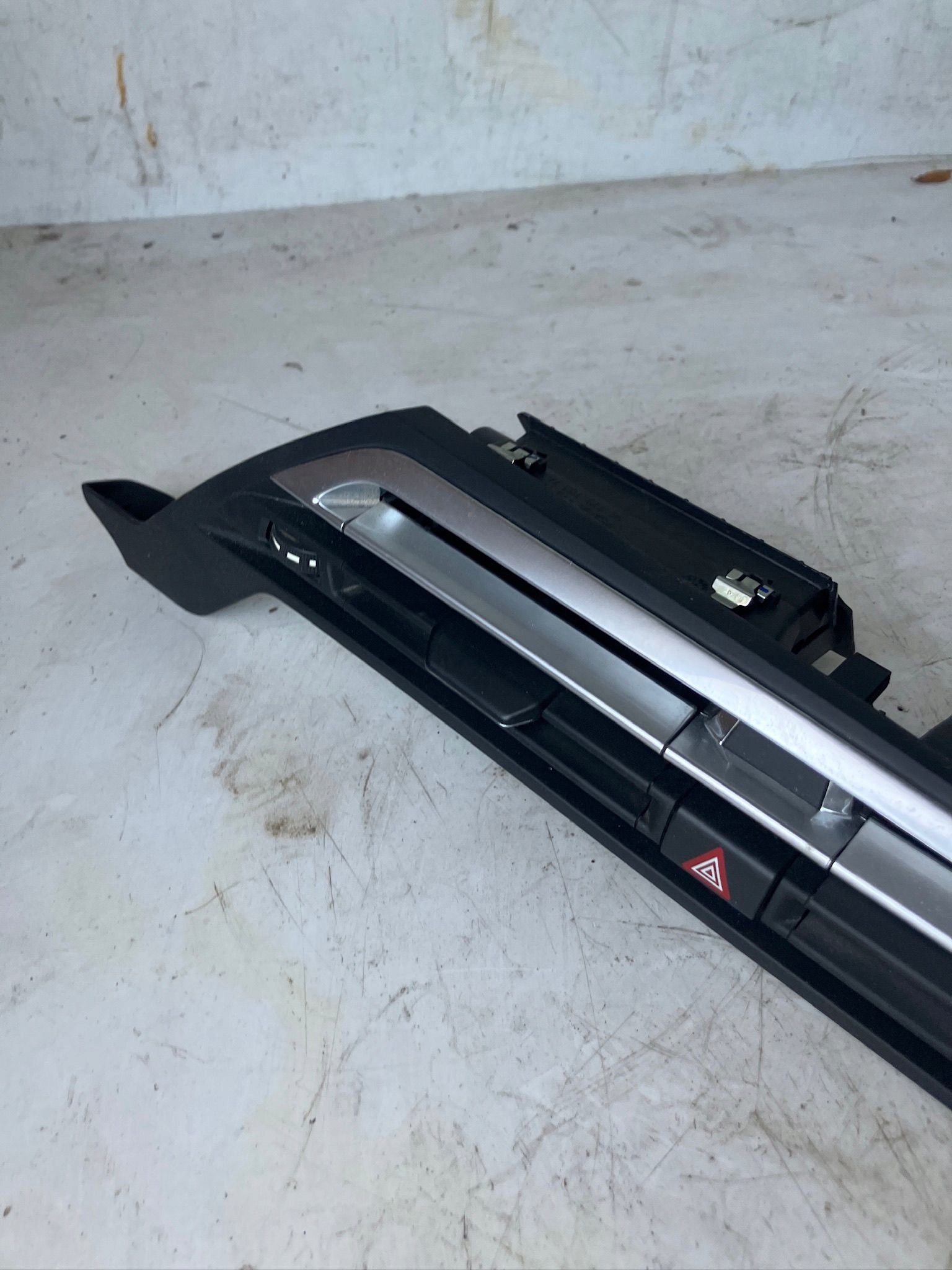 grid air conditioning devices central CITROEN C4 PICASSO II EUROPA CHROM #24