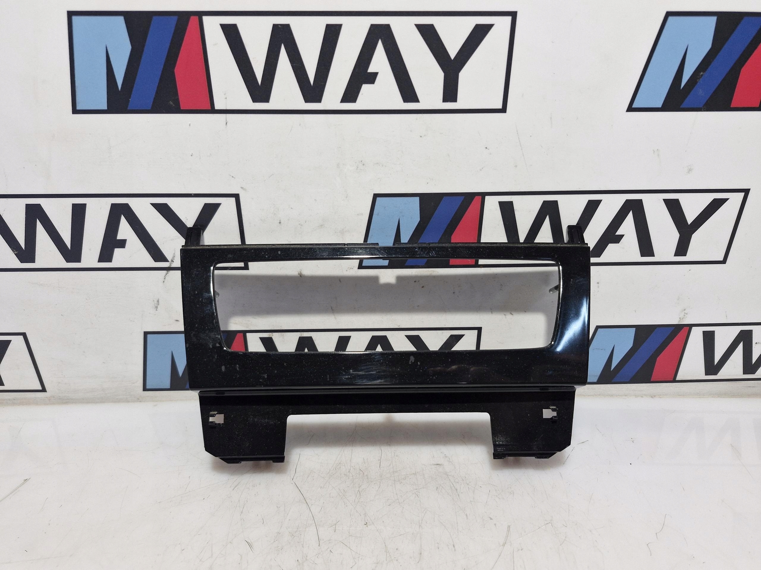 9257642 BMW X1 E84 cover frame PANELU of the dashboard consoles