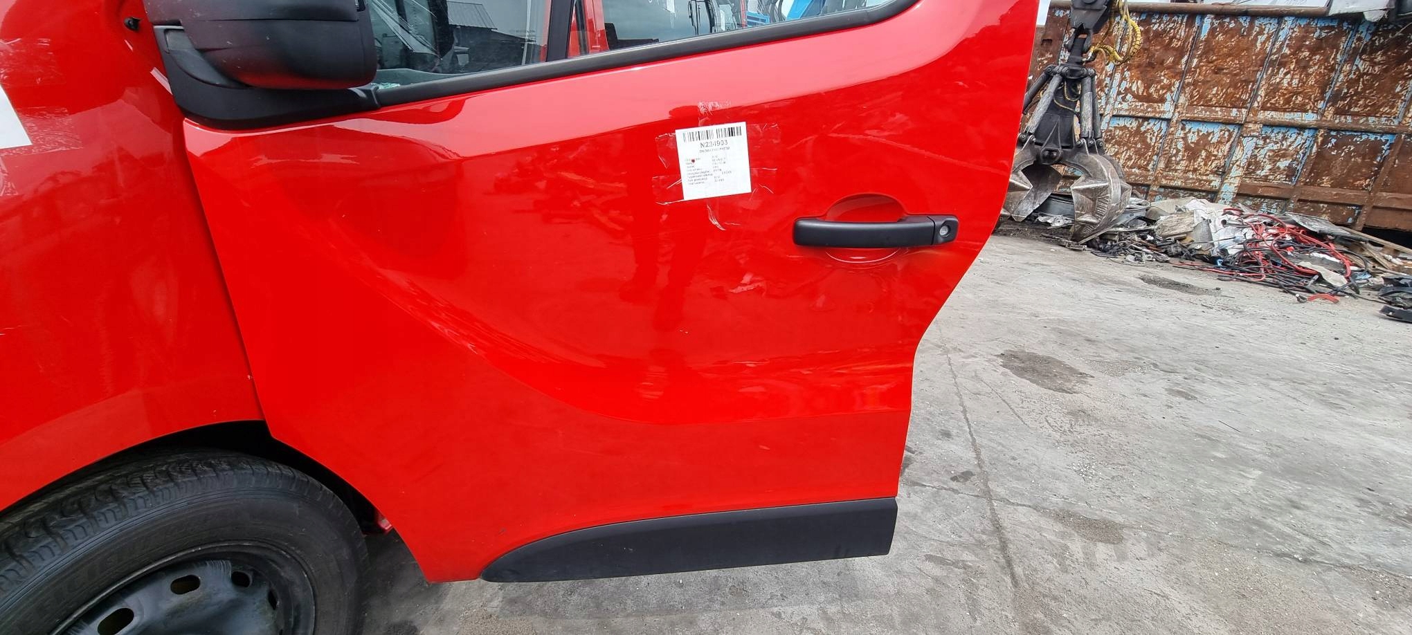 dveře levé předek OVNNS RENAULT TRAFIC III