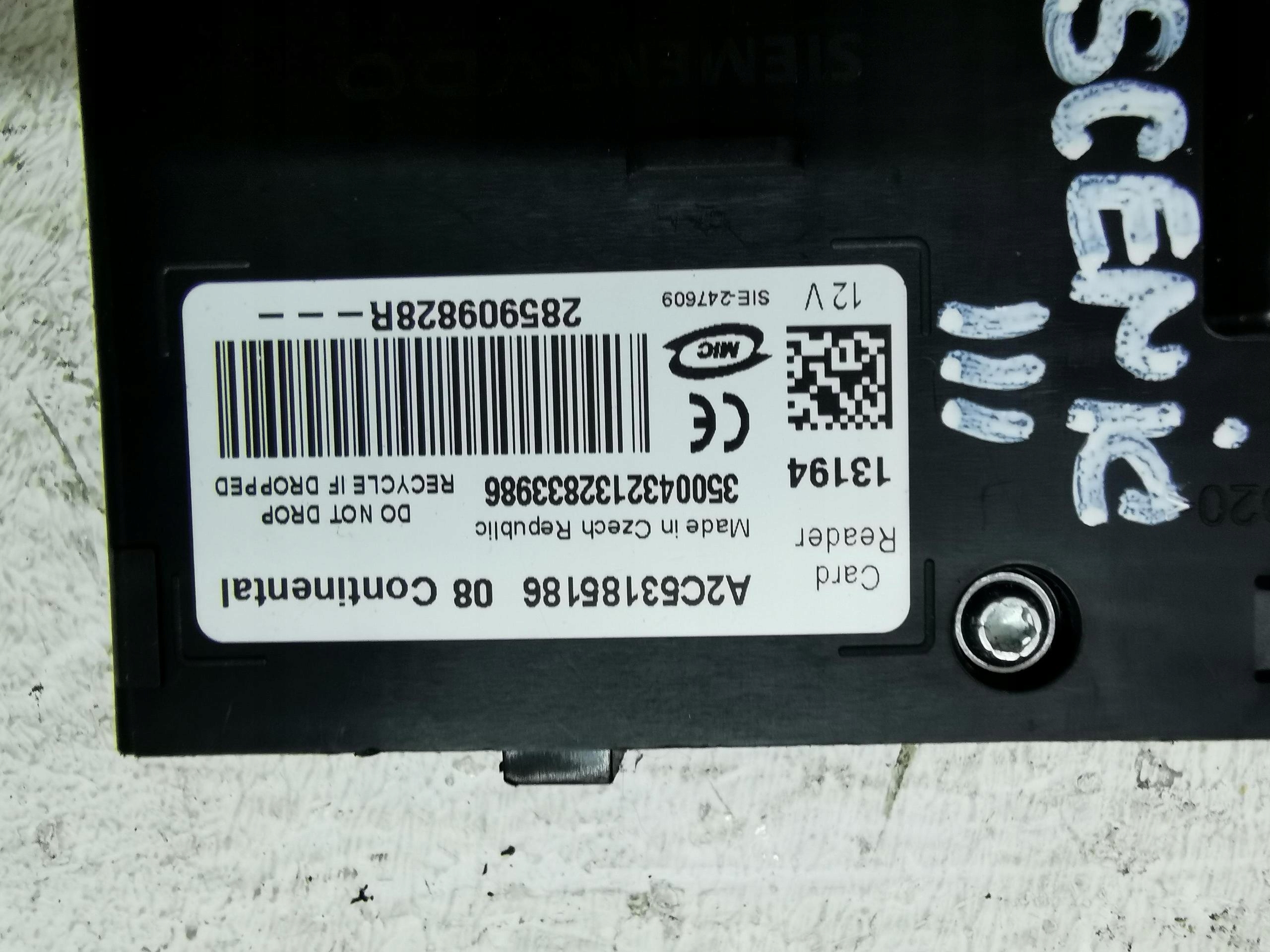 card reader RENAULT SCENIC III 285909828R