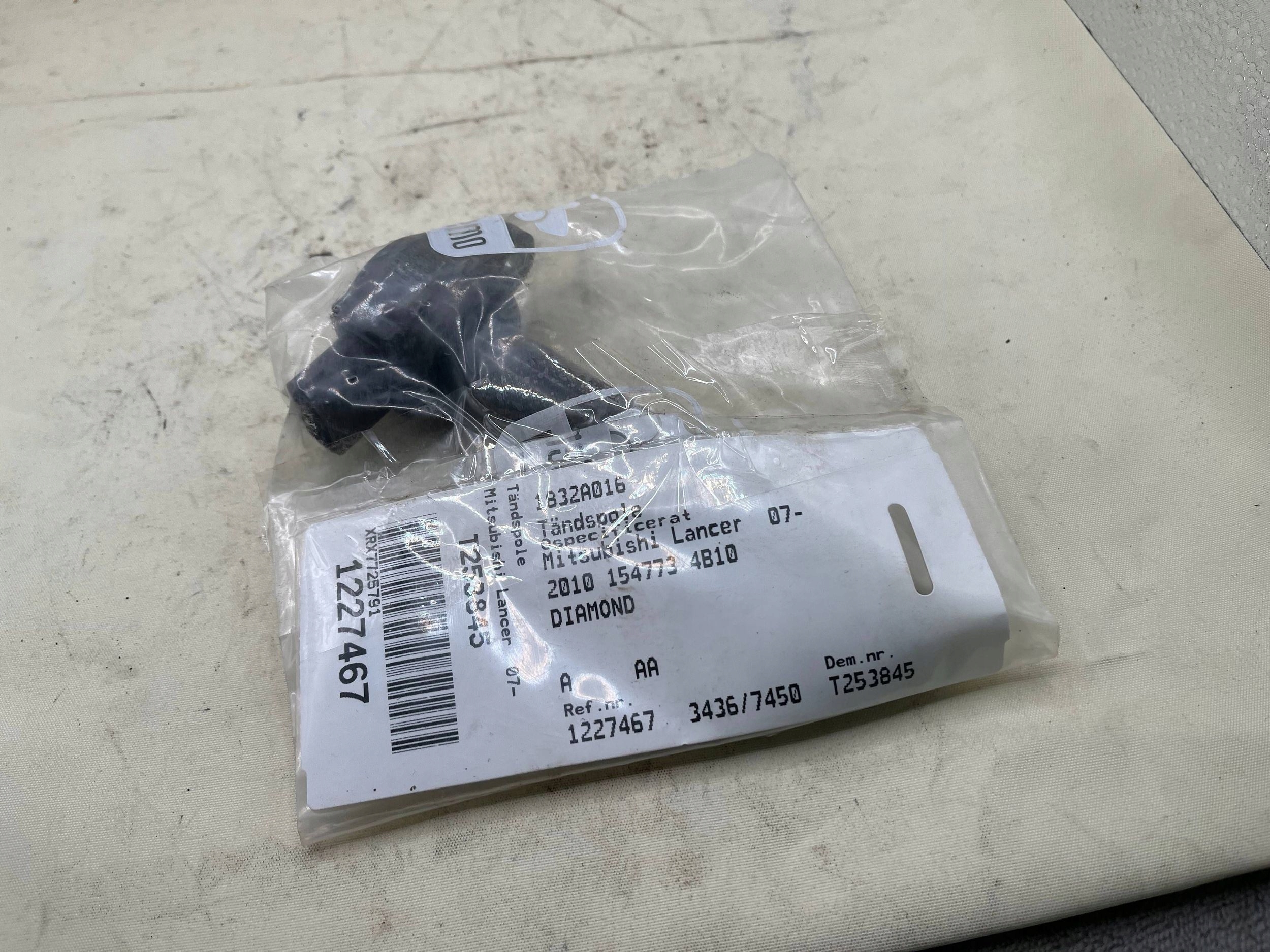 coil ignition PEUGEOT 4007 (GP_) 1832A016 30668725 2010 !J