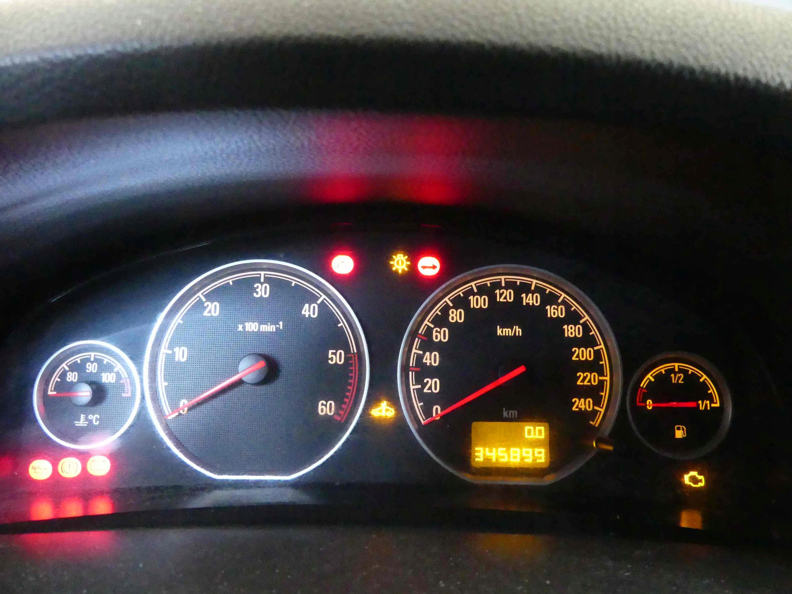 ОДОМЕТР OPEL VECTRA C 13193086PD 1.9 CDTI ЕВРОПА