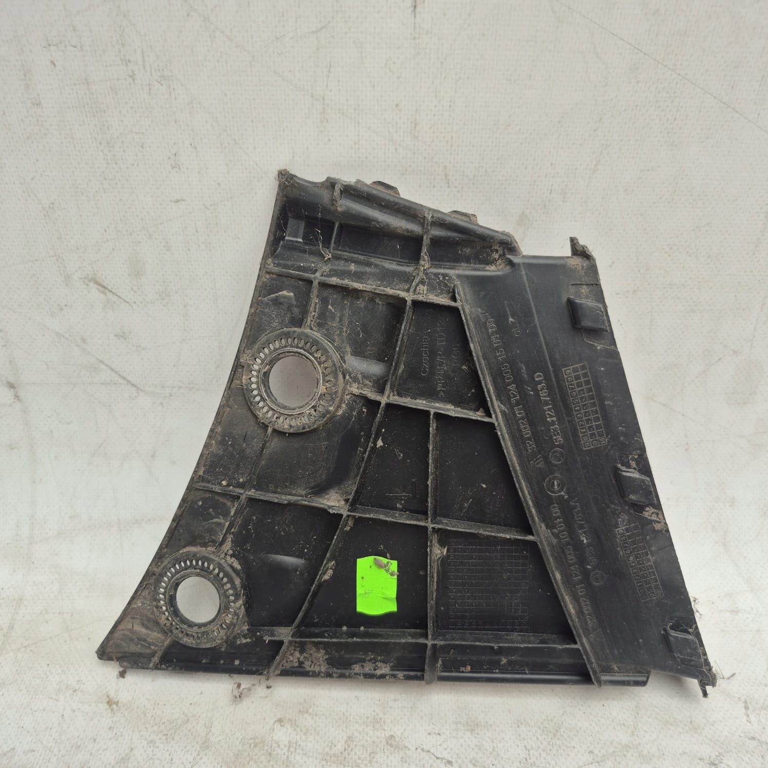 SKODA OCTAVIA 4 IV left intake air duct air line front front