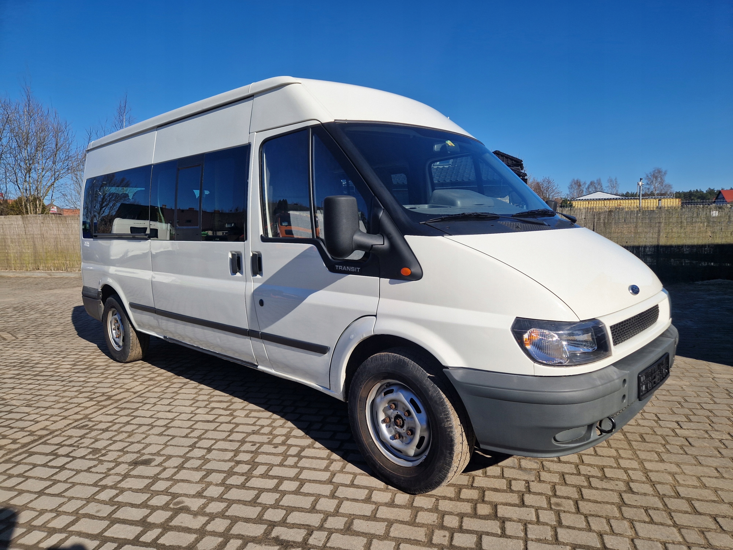 FORD TRANSIT 14-OSOBOWY