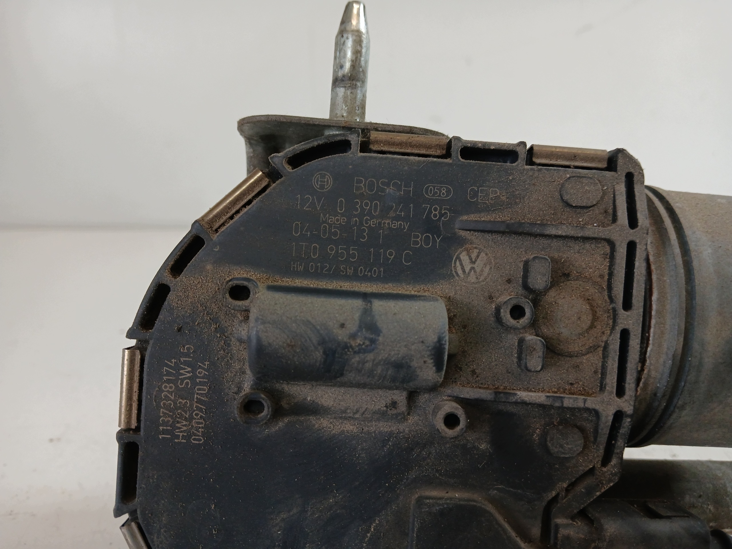 VW TOURAN and wiper mechanism left front 1T0955119C