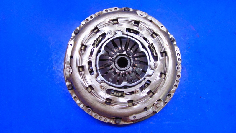 VOLANO USATO disco 7MM di pressione 2.2D SKYACTIVE MAZDA CX-5 e 11-17R
