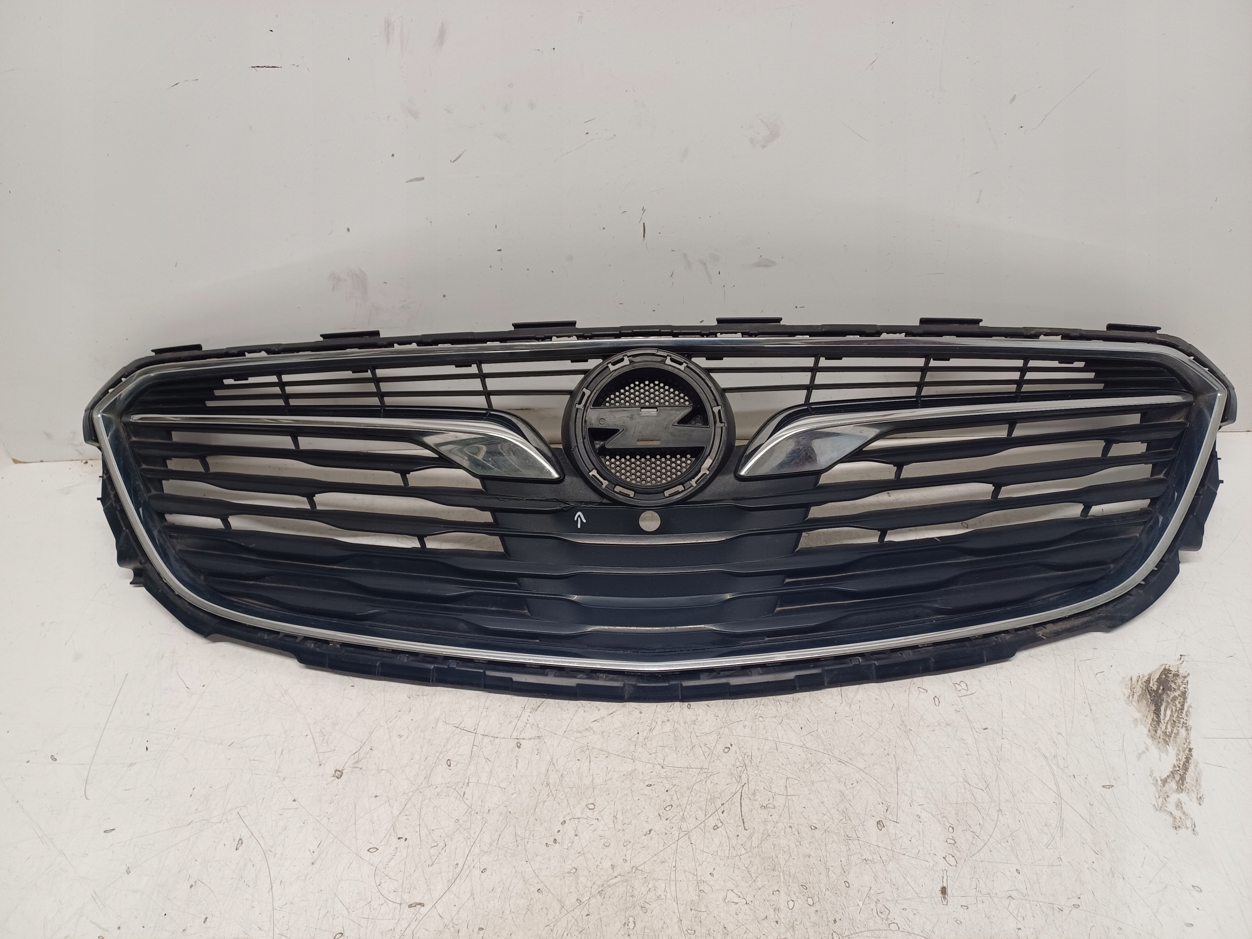 OPEL INSIGNIA B 17- GRILL GRIL ATRAPA 13491199 Numer katalogowy części OPEL INSIGNIA B 17- GRILL GRIL ATRAPA 13491199- RTEKO