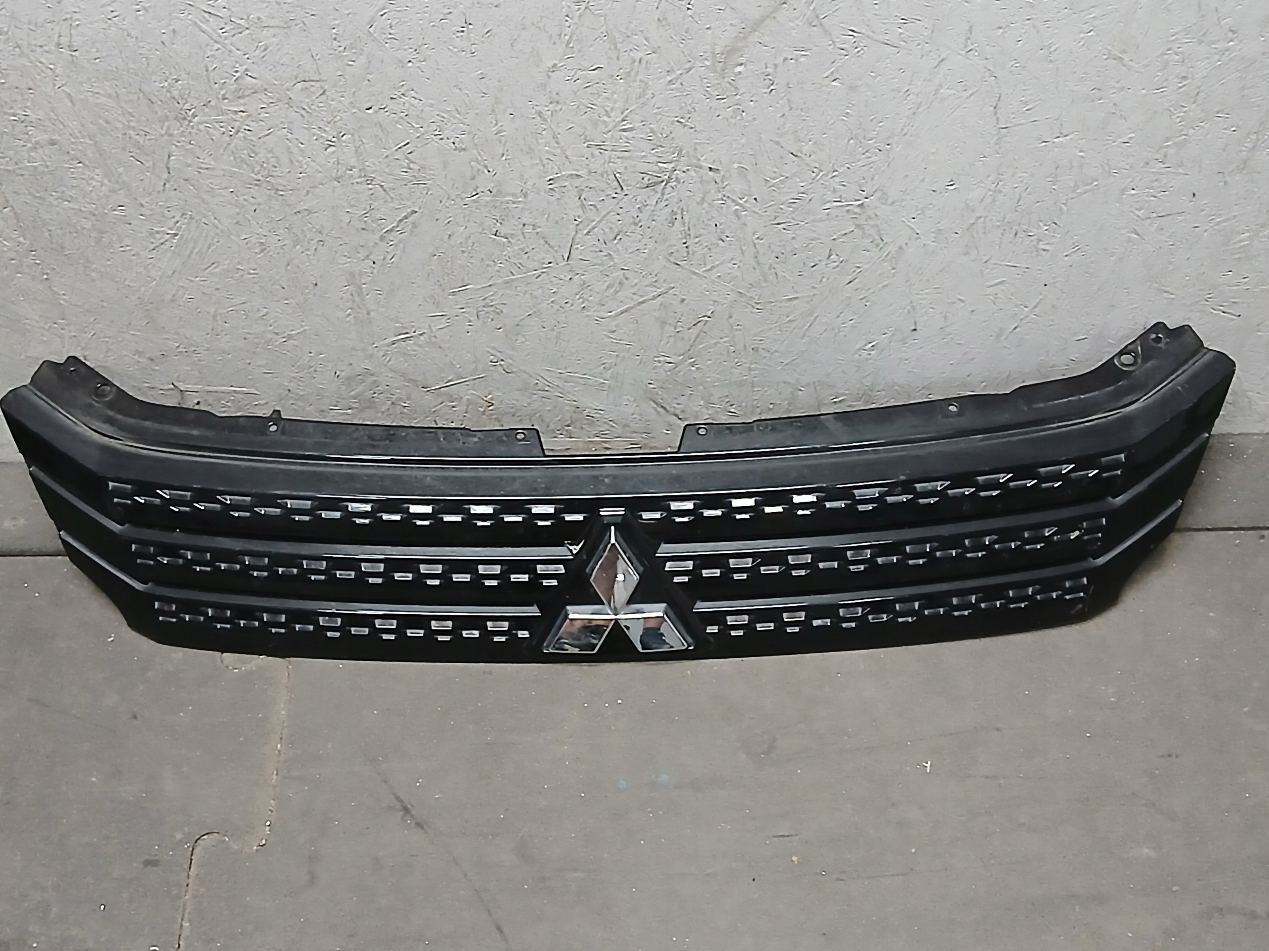 Paraurti Anteriore MITSUBISHI ECLIPSE CROSS LIFT