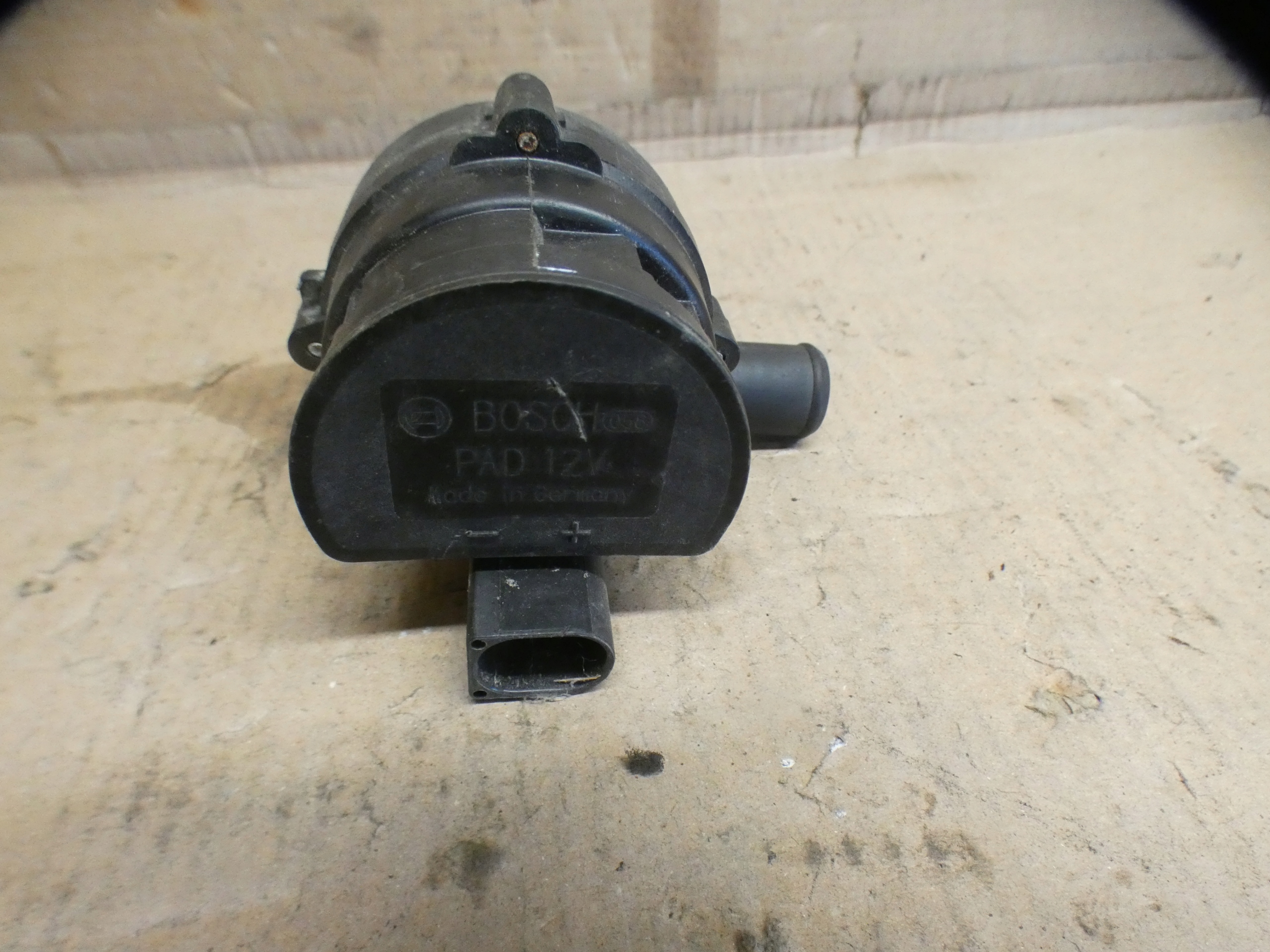 pumpa cirkulacije vode RENAULT TRAFIC III MASTER III 0392023219