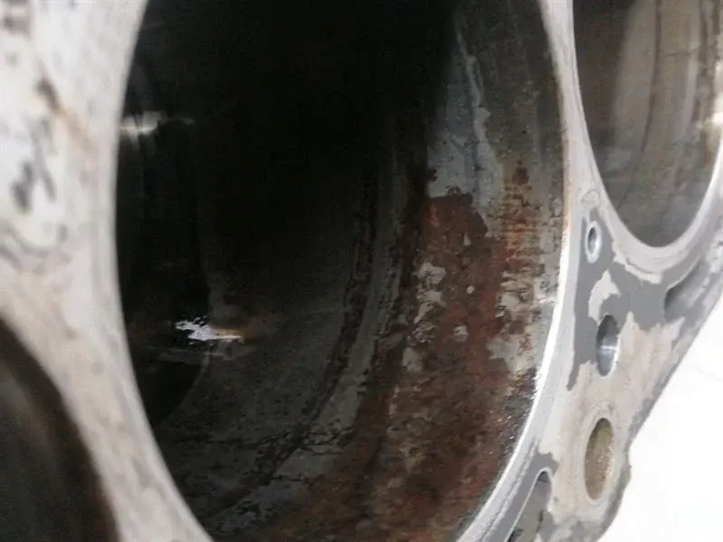 MERCEDES CLS63 M156 AMG W219 бензин A1560101505 156.983