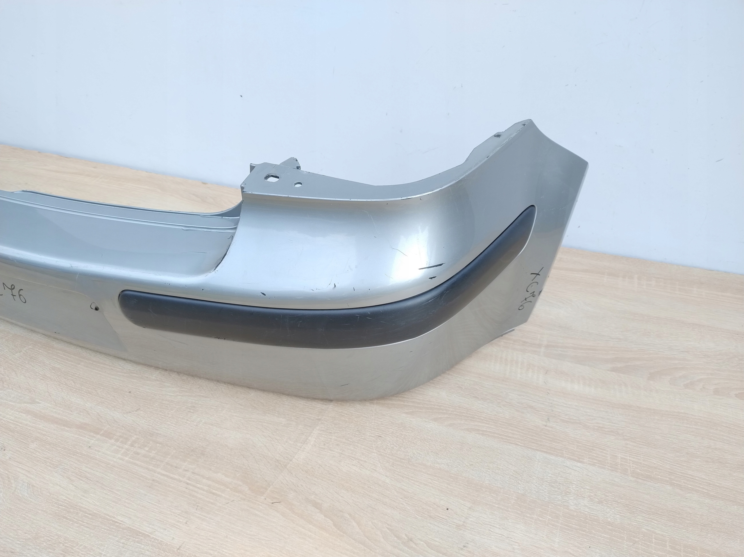 VW GOLF 4 IV HB bumper rear part + right moulding