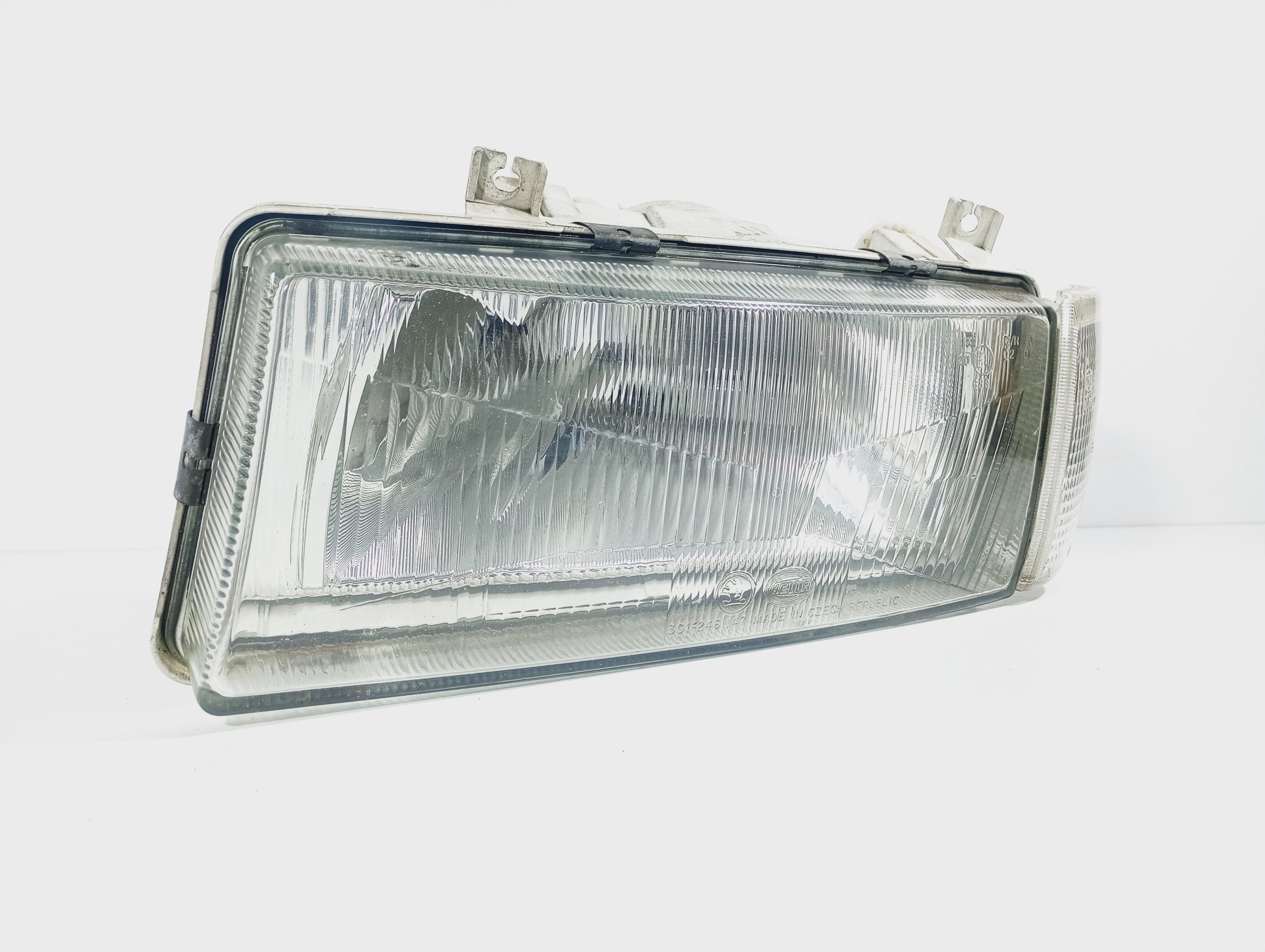 light left front reflektor left front 6U1941015A Skoda Felicia 2 II 96-01