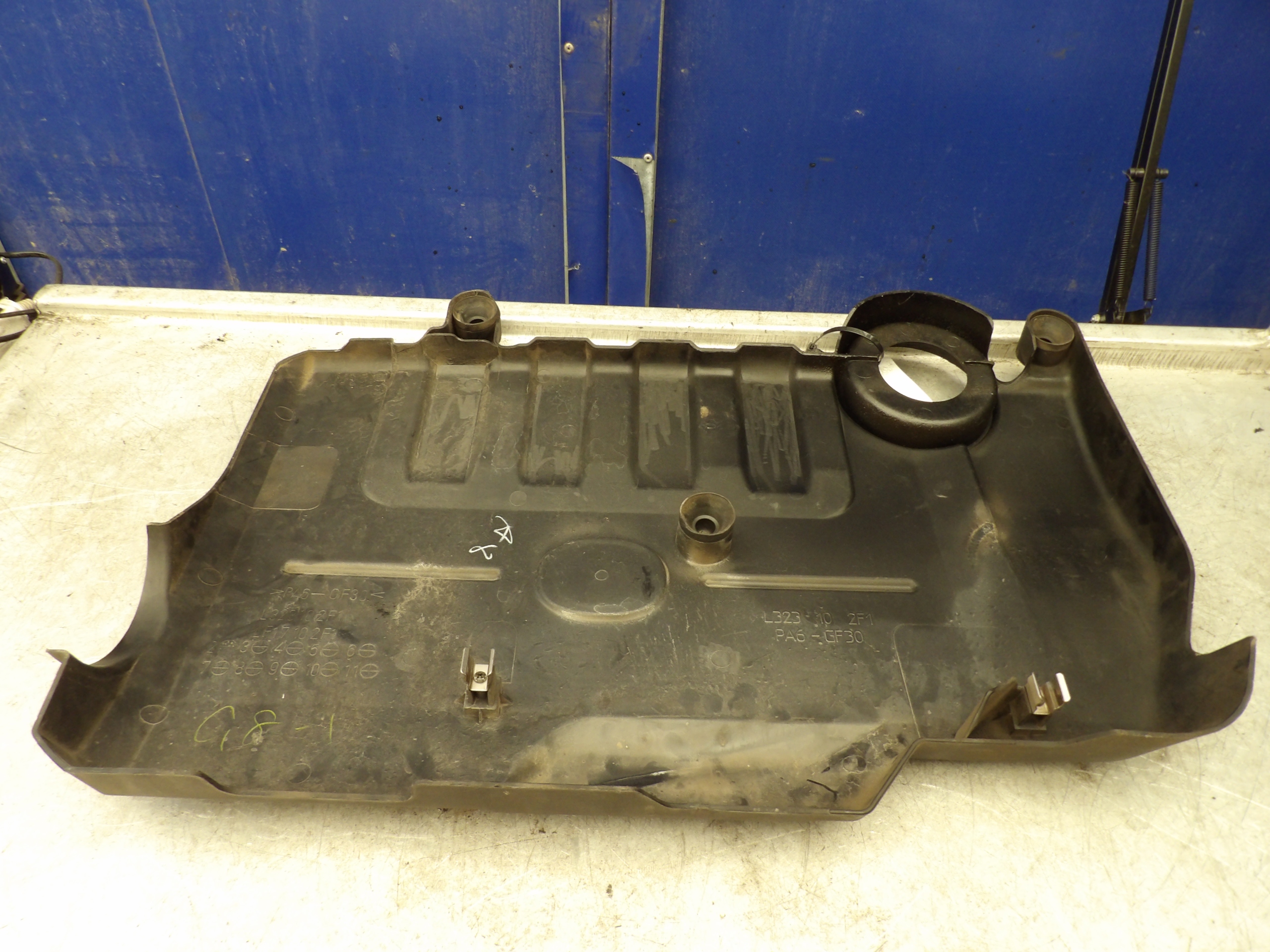 Mazda 6 and motor cover upper 1,8B L323 10 2F1