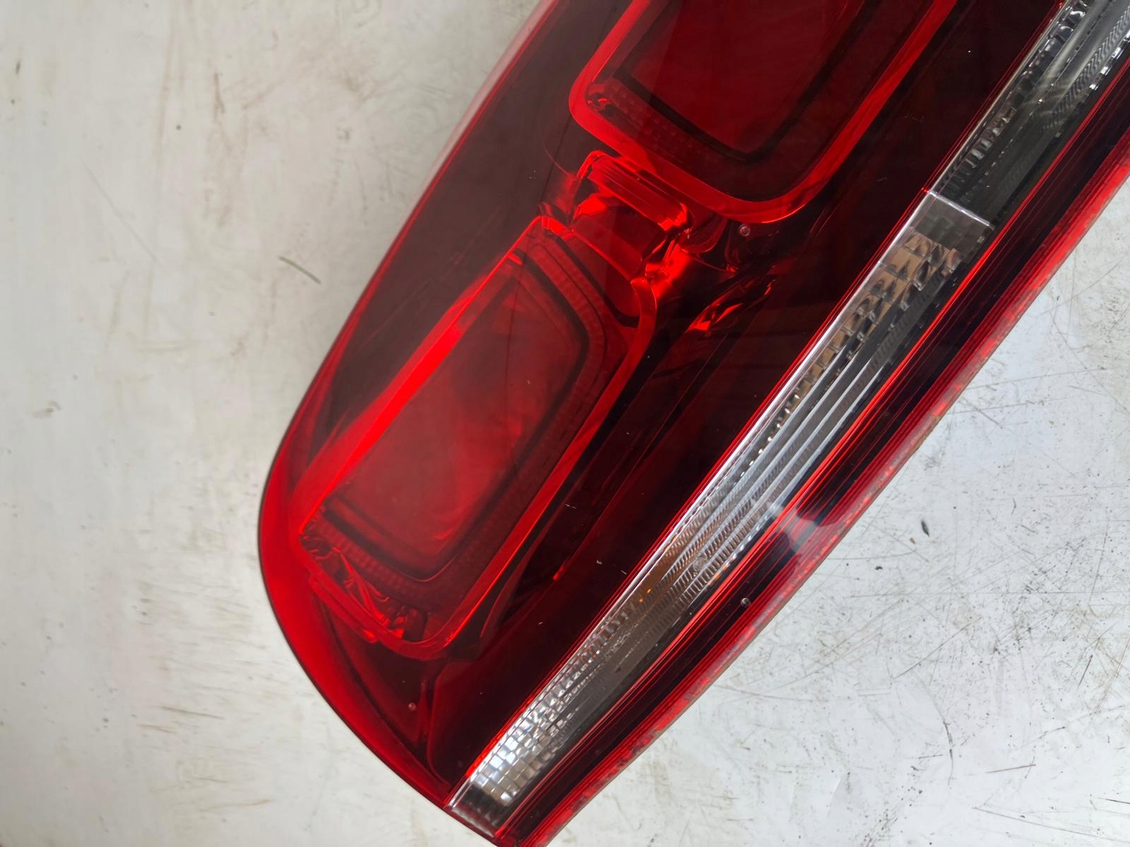 light left rear part CITROEN C4 PICASSO II LED