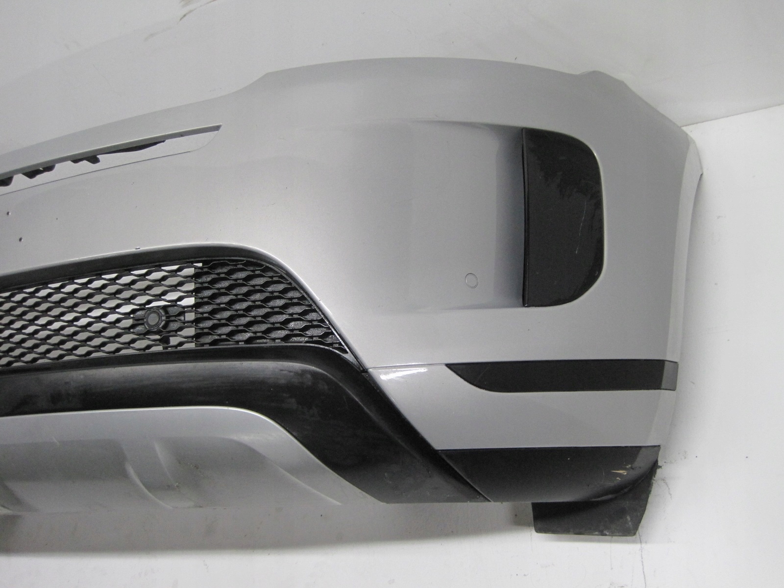 bumper RANGE ROVER EVOQUE II 4 PDC below RADAR front