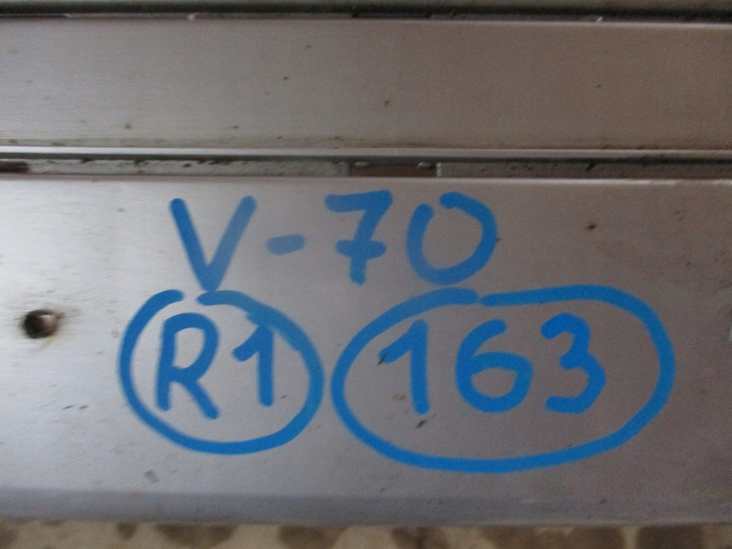 bumper front front VOLVO V70 V 70 unprotected