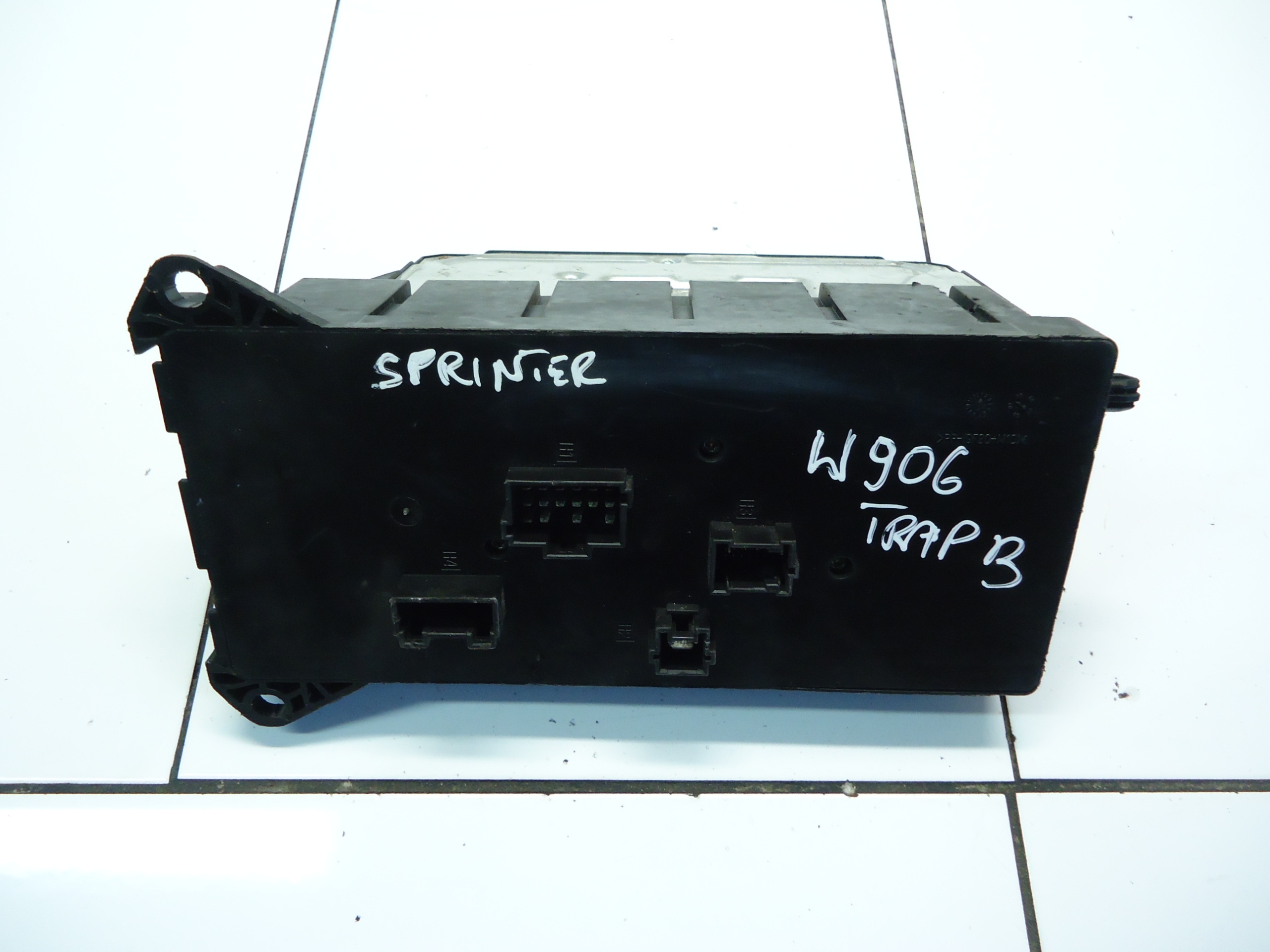 MERCEDES SPRINTER W906 module SAM A9065452601