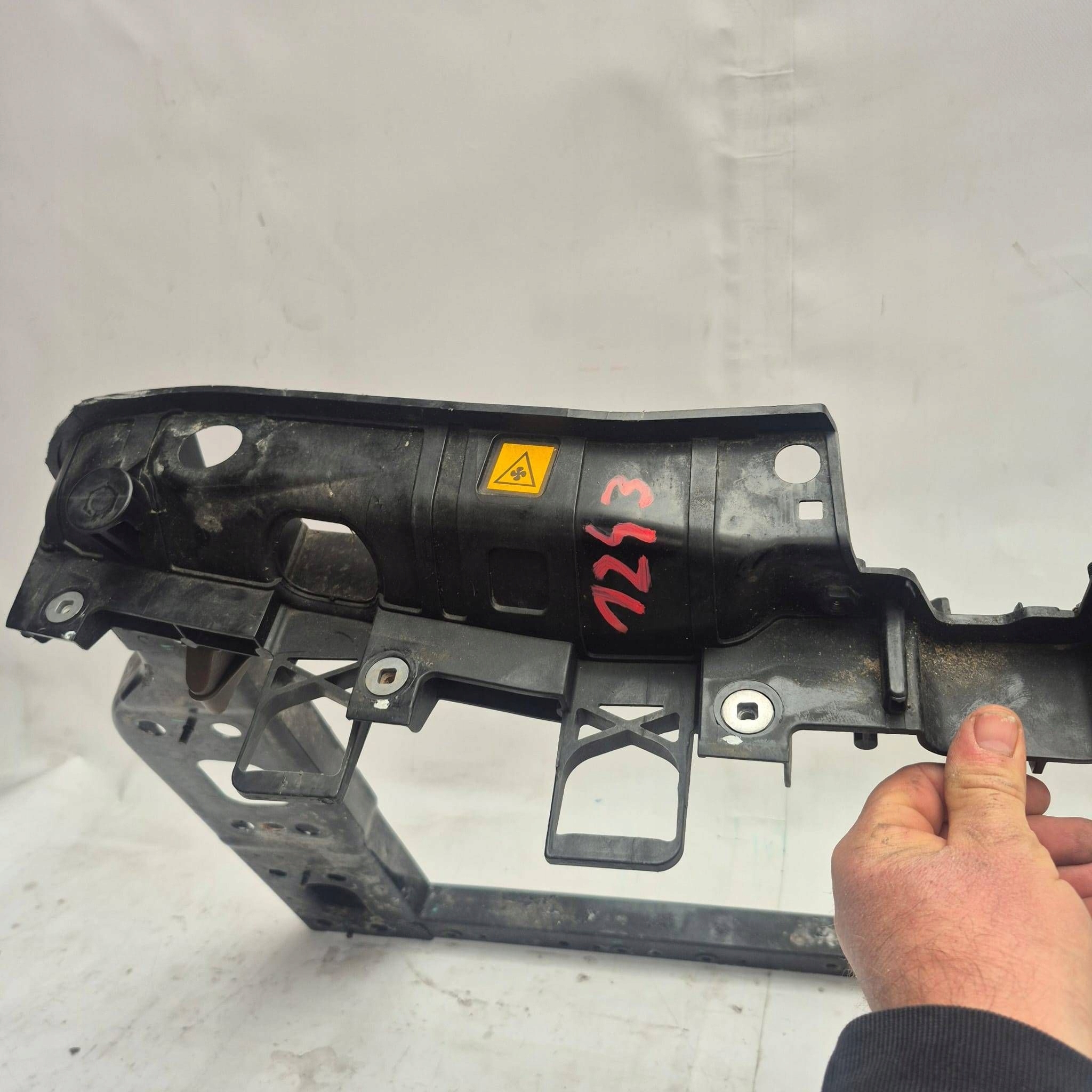 FIAT 500E ELECTRIC II 20- support panel for radiators pillar front 52140819