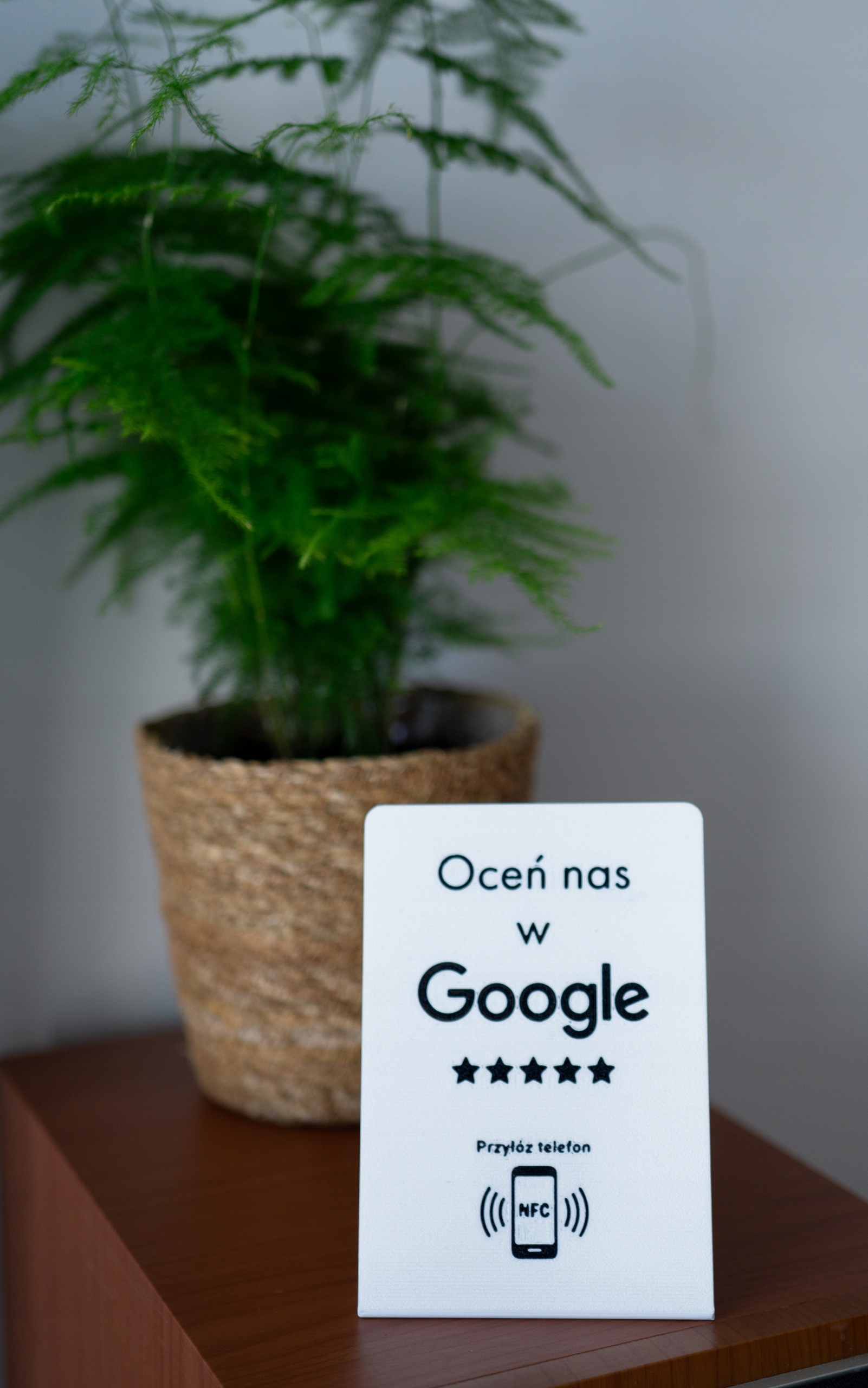 TABLICZKA WIZYTÓWKA STAND NFC DO WYSTAWIANIA OPINII Google biała 3Dit Marka inna