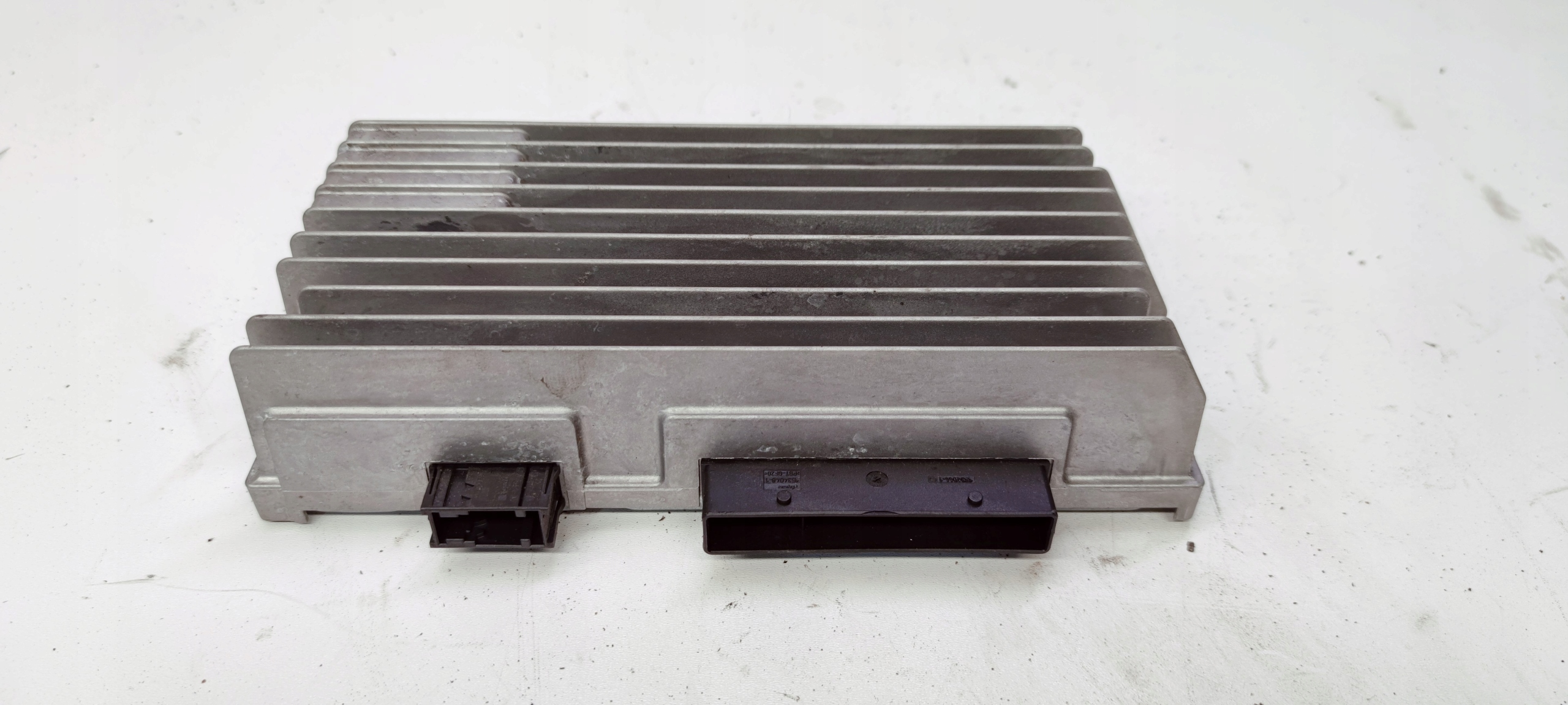 amplifier bang OLUFSEN AUDI A4 A5 Q5 8T0035223AP