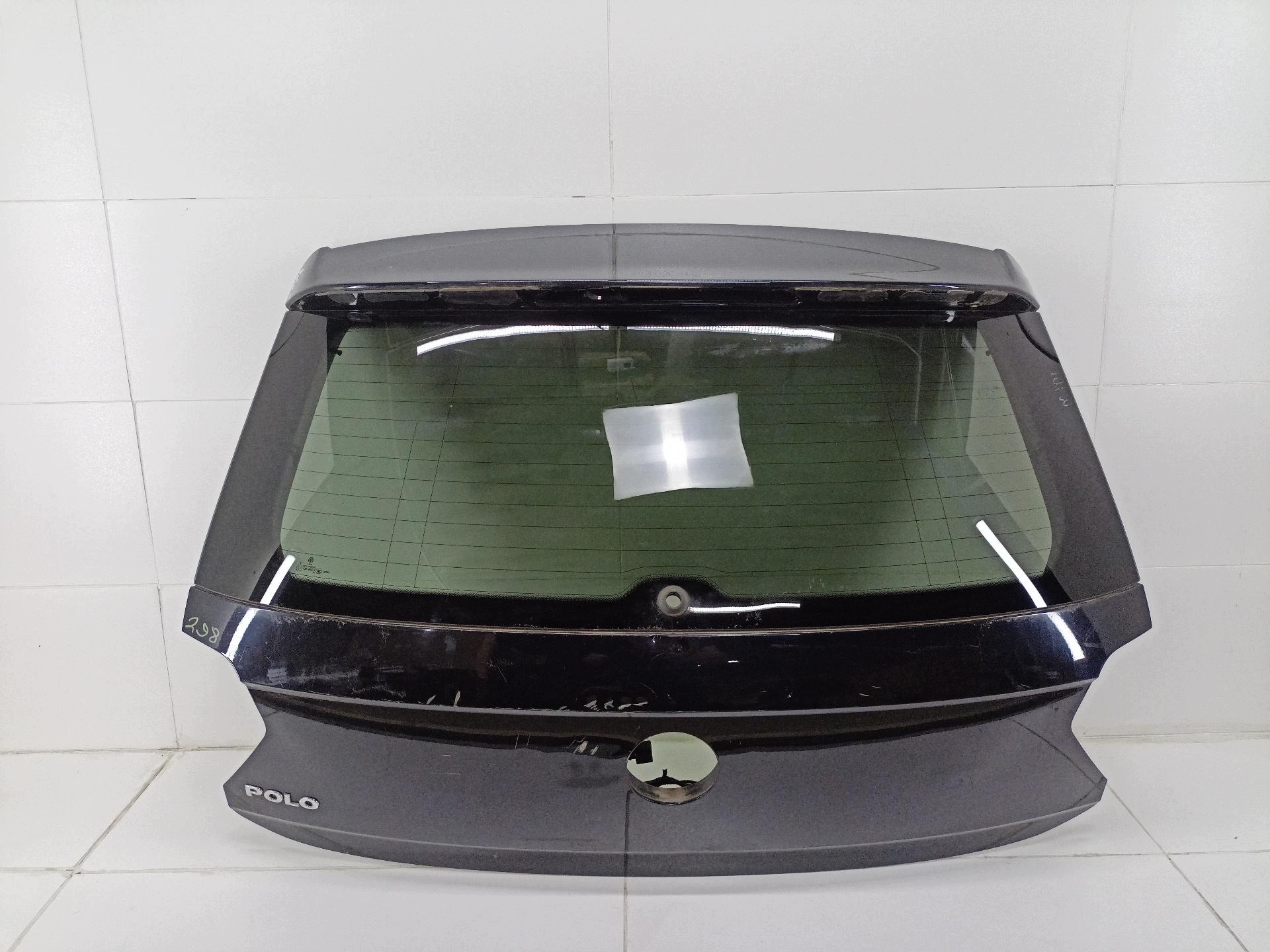 window bonnet boot Volkswagen Polo 6 2020