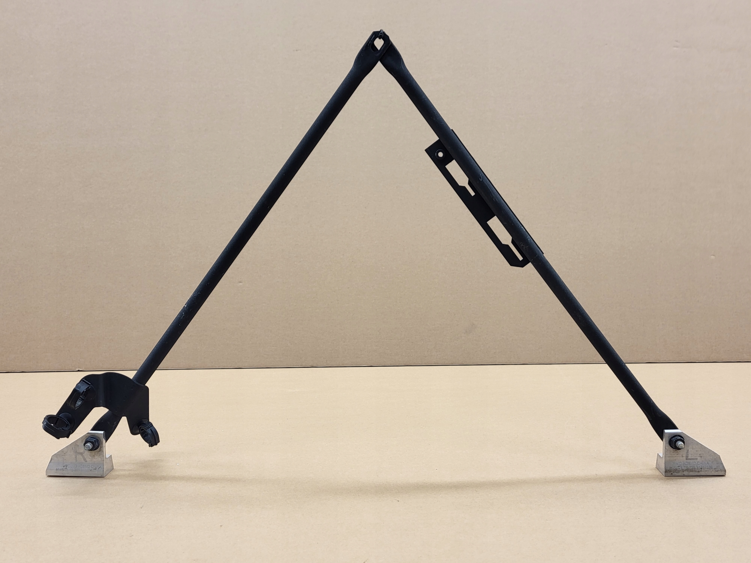 console brace supports VOLVO XC60 V60 V90