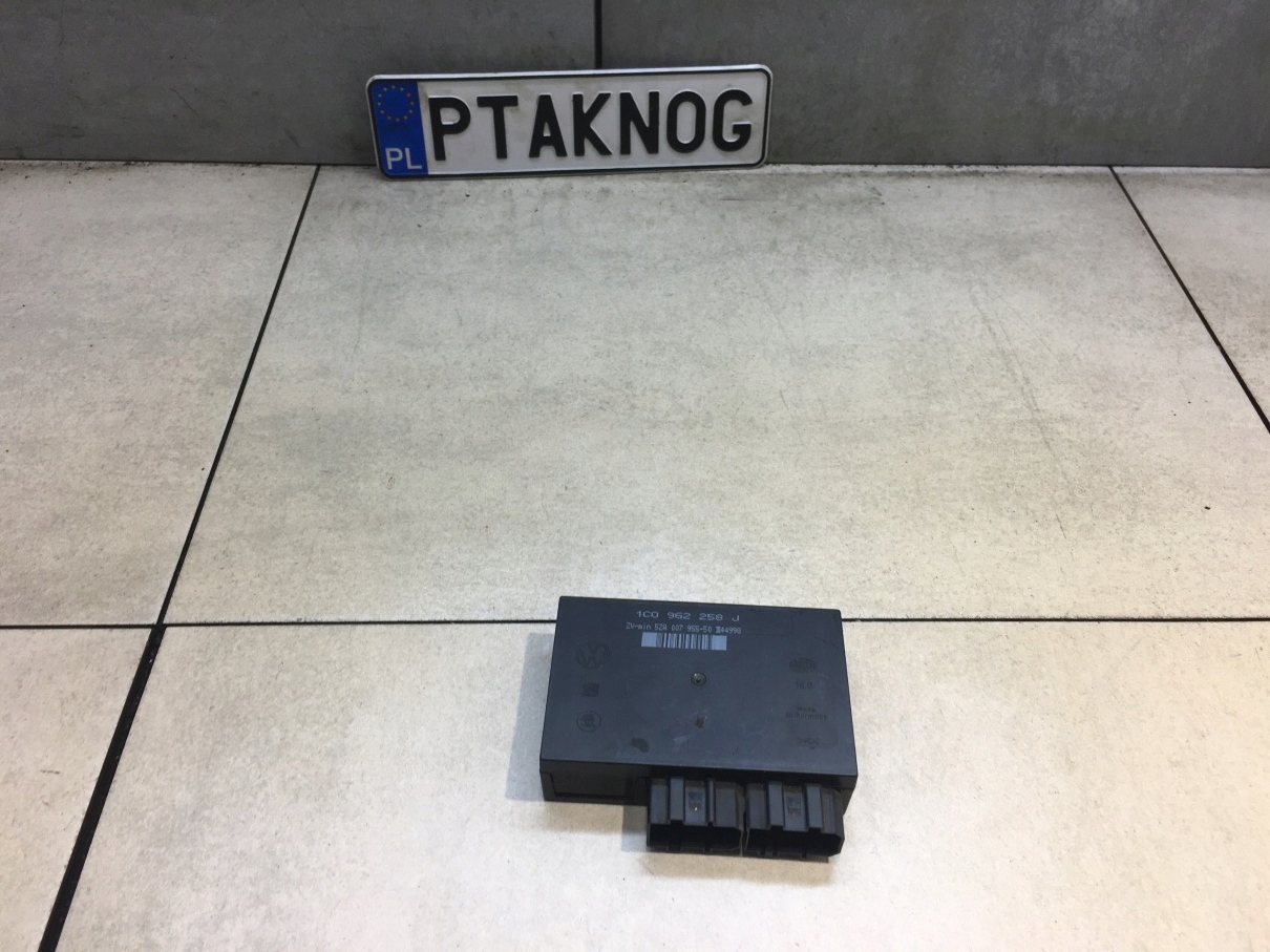 Unité commande confort VW LUPO 1.7 SDI 1C0962258J
