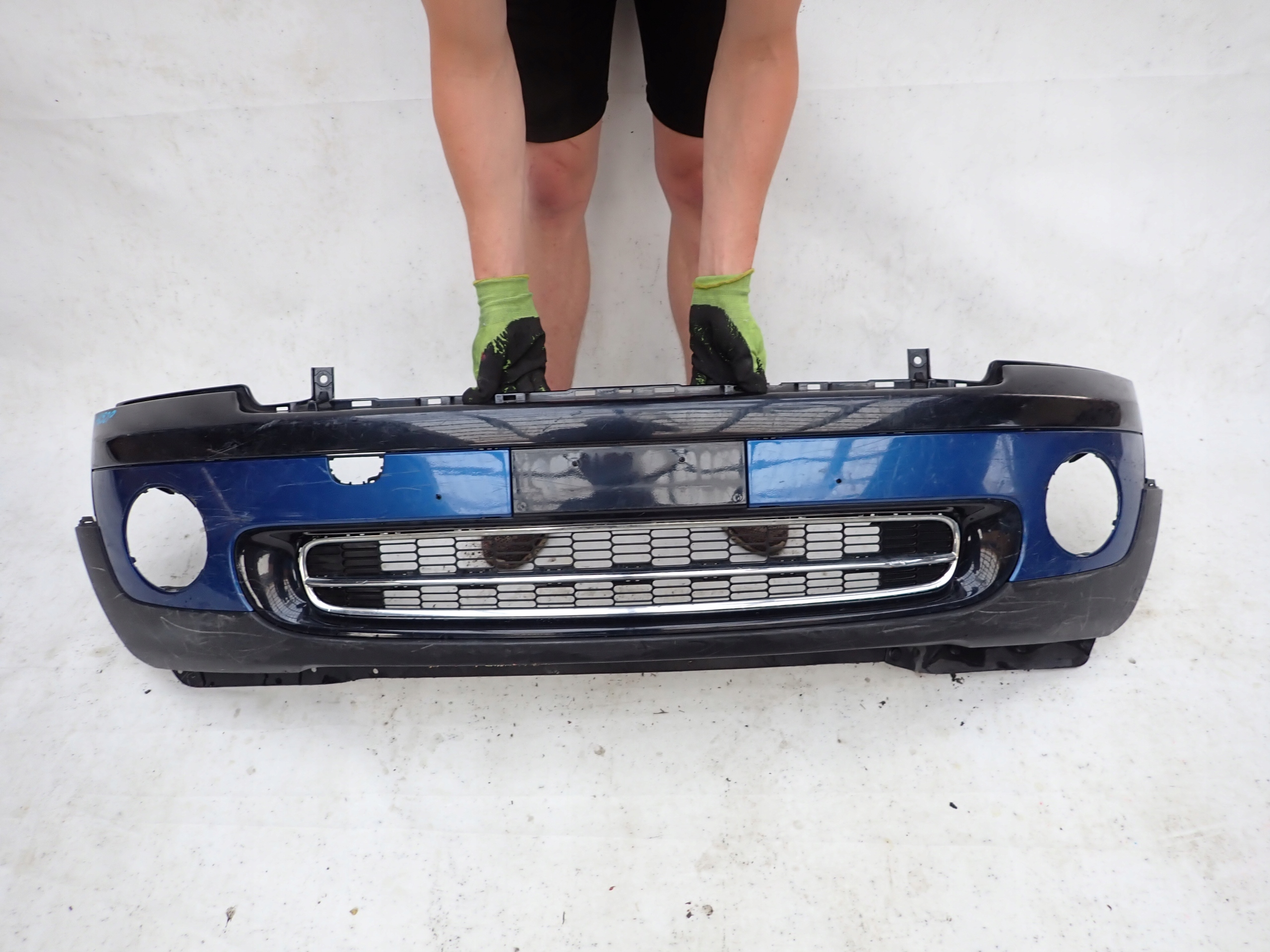 MINI COOPER ONE R56 bumper front front 07