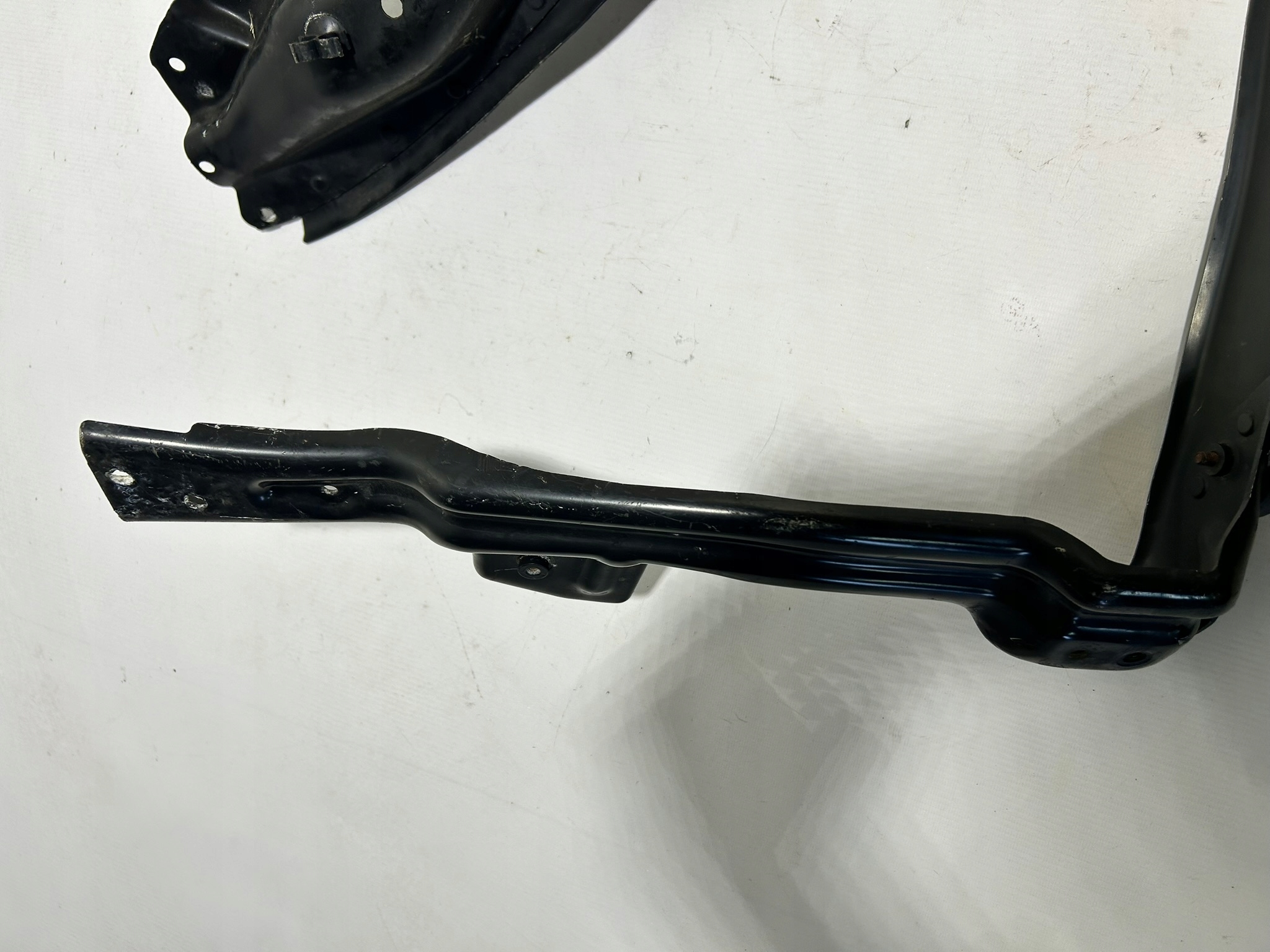 support panel for radiators OKULAR right pillar MERCEDES W251