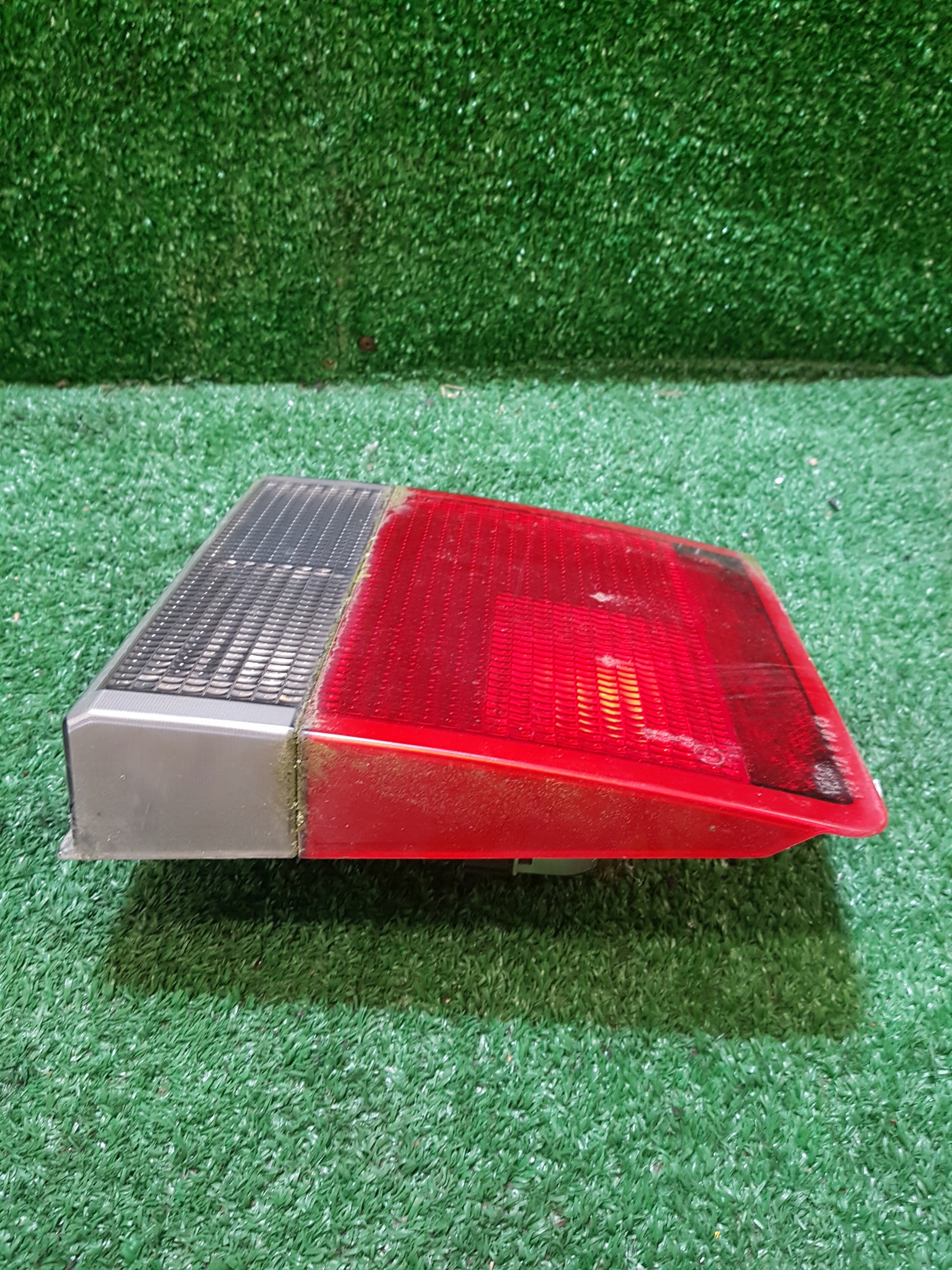 light left rear W KLAPIE LAND ROVER RANGE ROVER P38