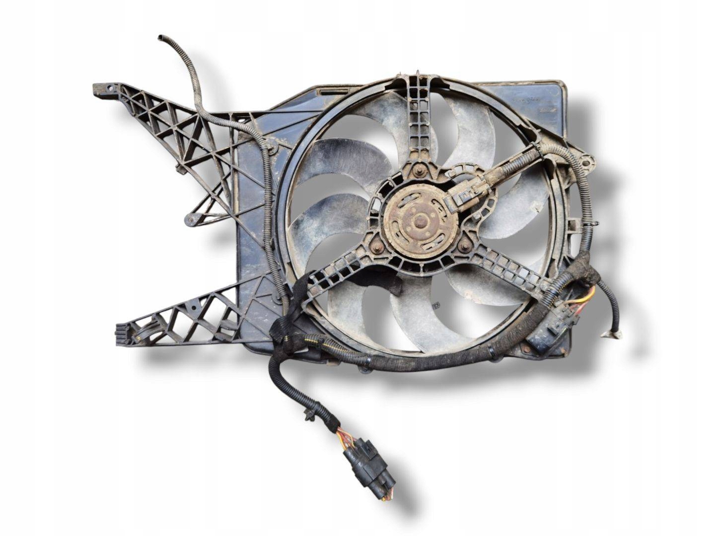 ventilátor chladiče Opel Corsa D 2009 13313297