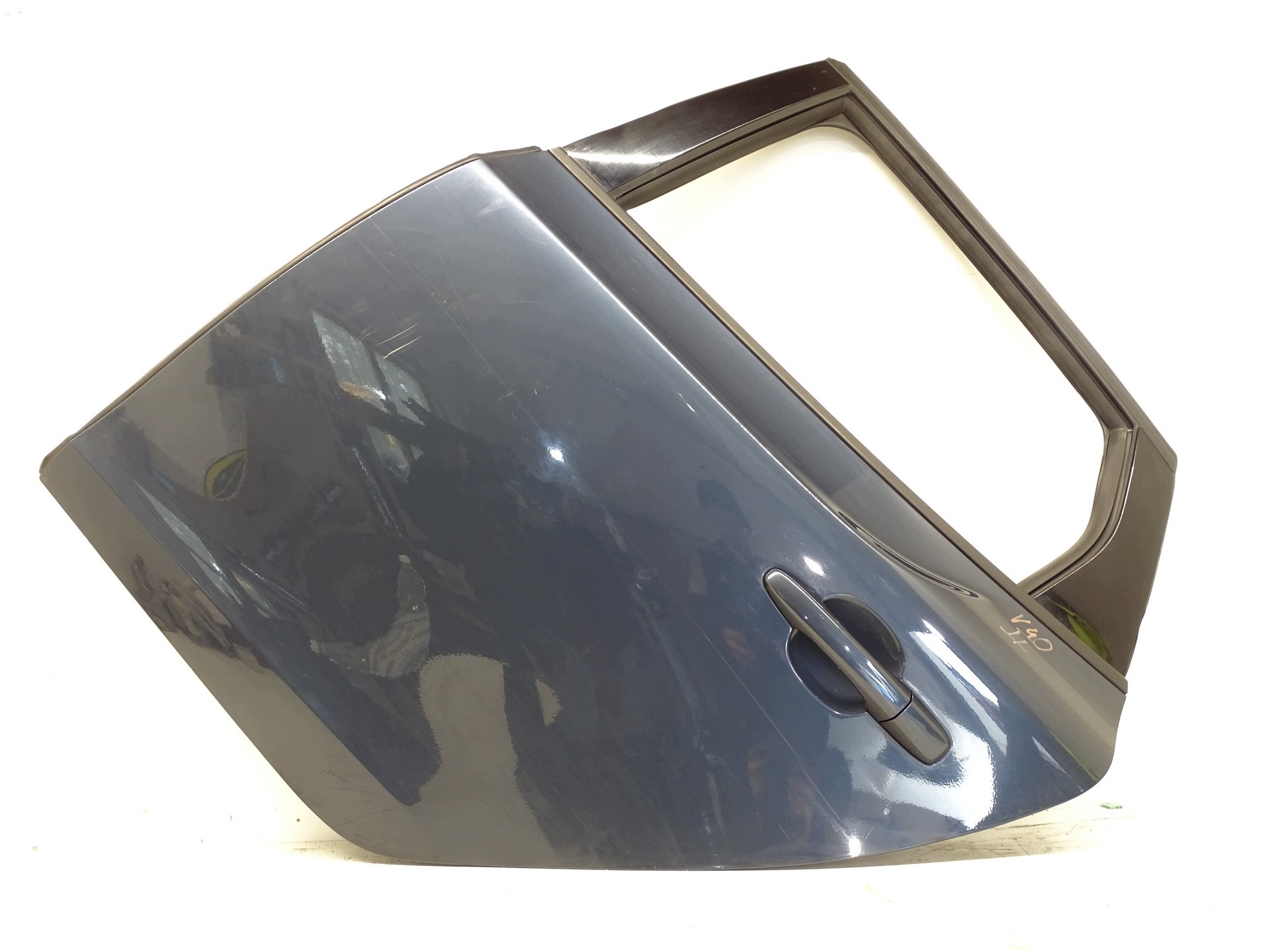 door left rear part left rear. VOLVO V40 II 2
