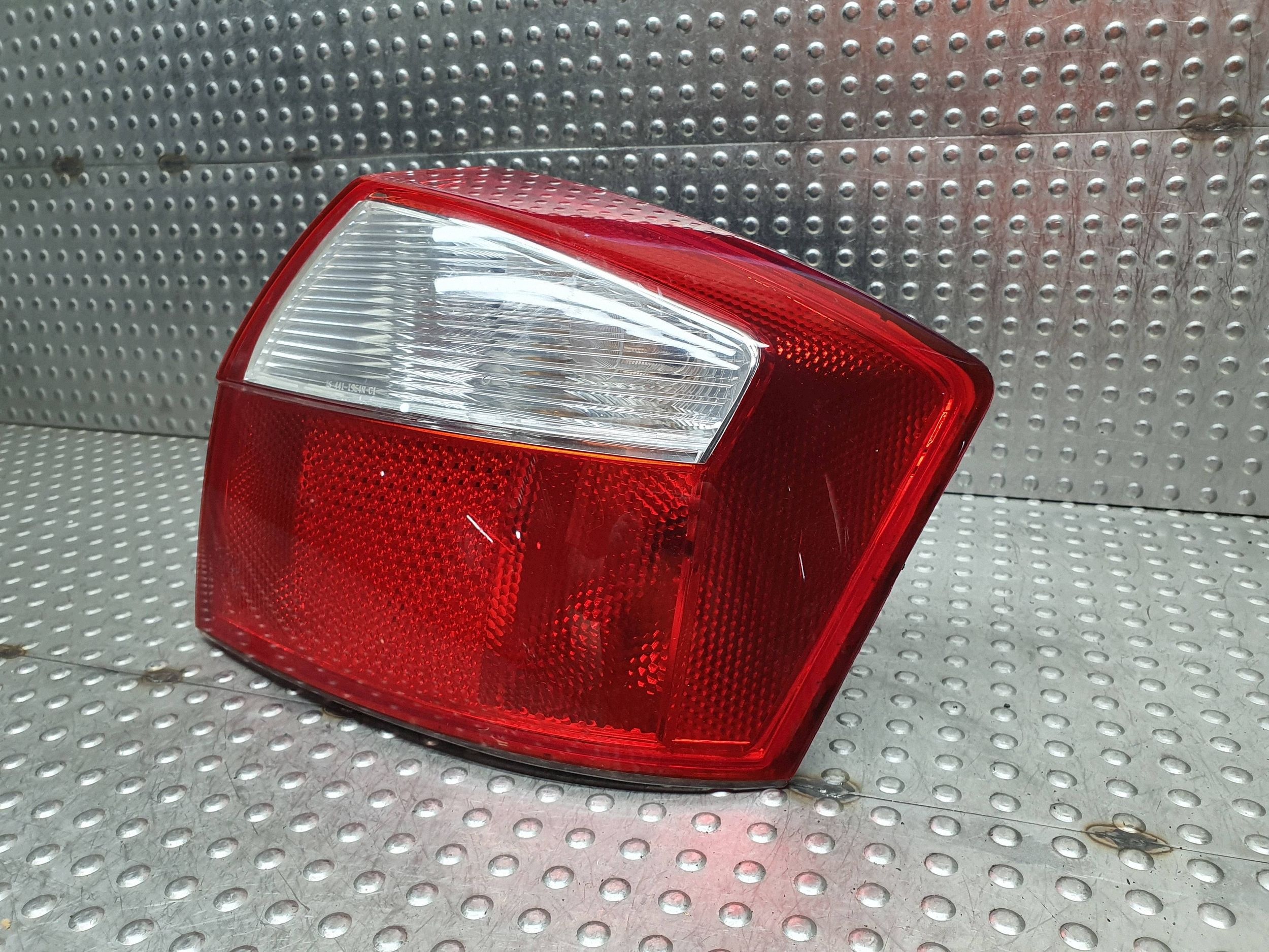 light right rear part 8E5945218 AUDI A4 B6 sedan 00-04